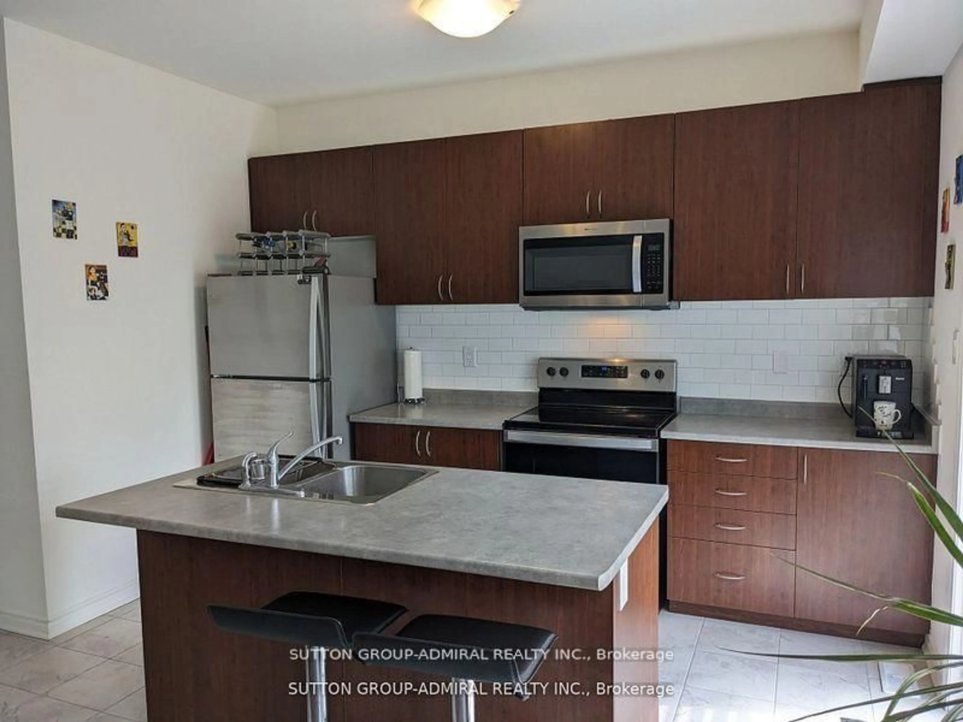 Standard kitchen, unknown for 31 Sandhill Crane Dr, Wasaga Beach Ontario L9Z 0J2