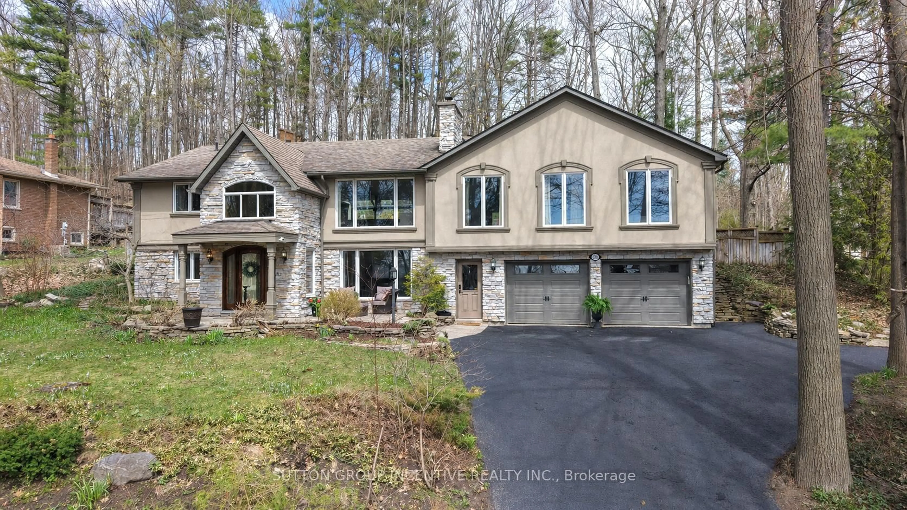 Home with brick exterior material, street for 1363 St. Vincent St, Springwater Ontario L9X 0P7