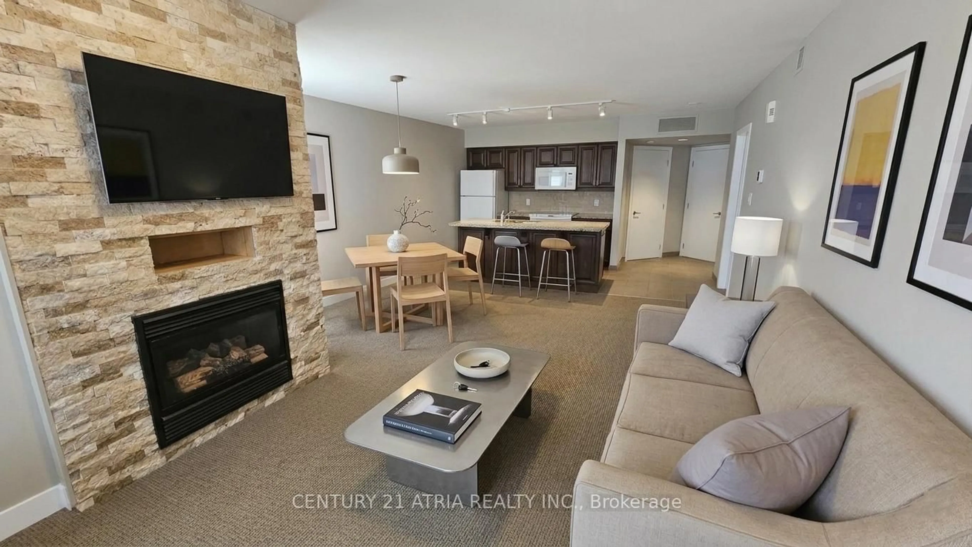 Living room with furniture, unknown for 90 Highland Dr #2074, Oro-Medonte Ontario L0L 2L0