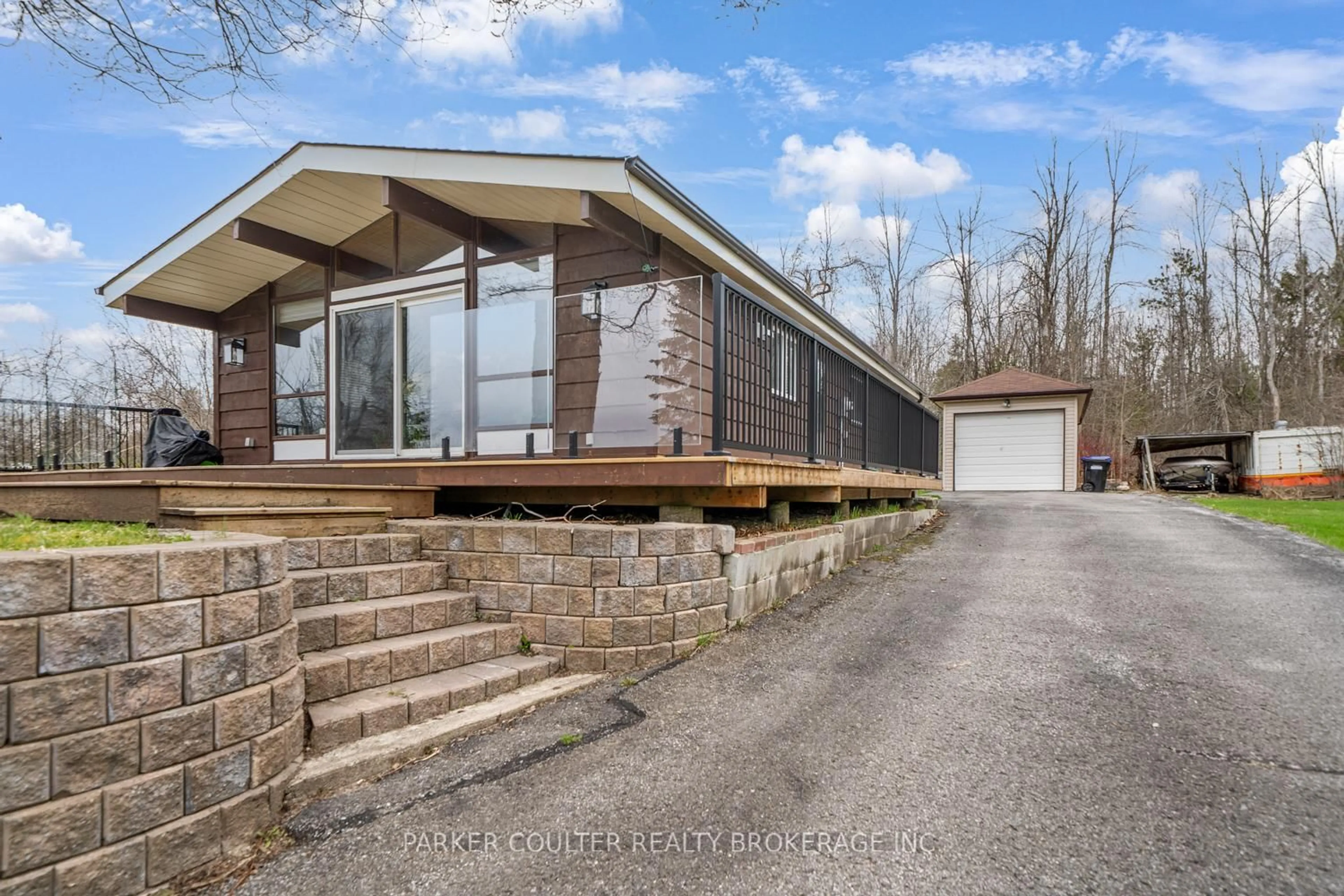 Unknown for 2238 Lakeshore Rd, Oro-Medonte Ontario L0L 1T0