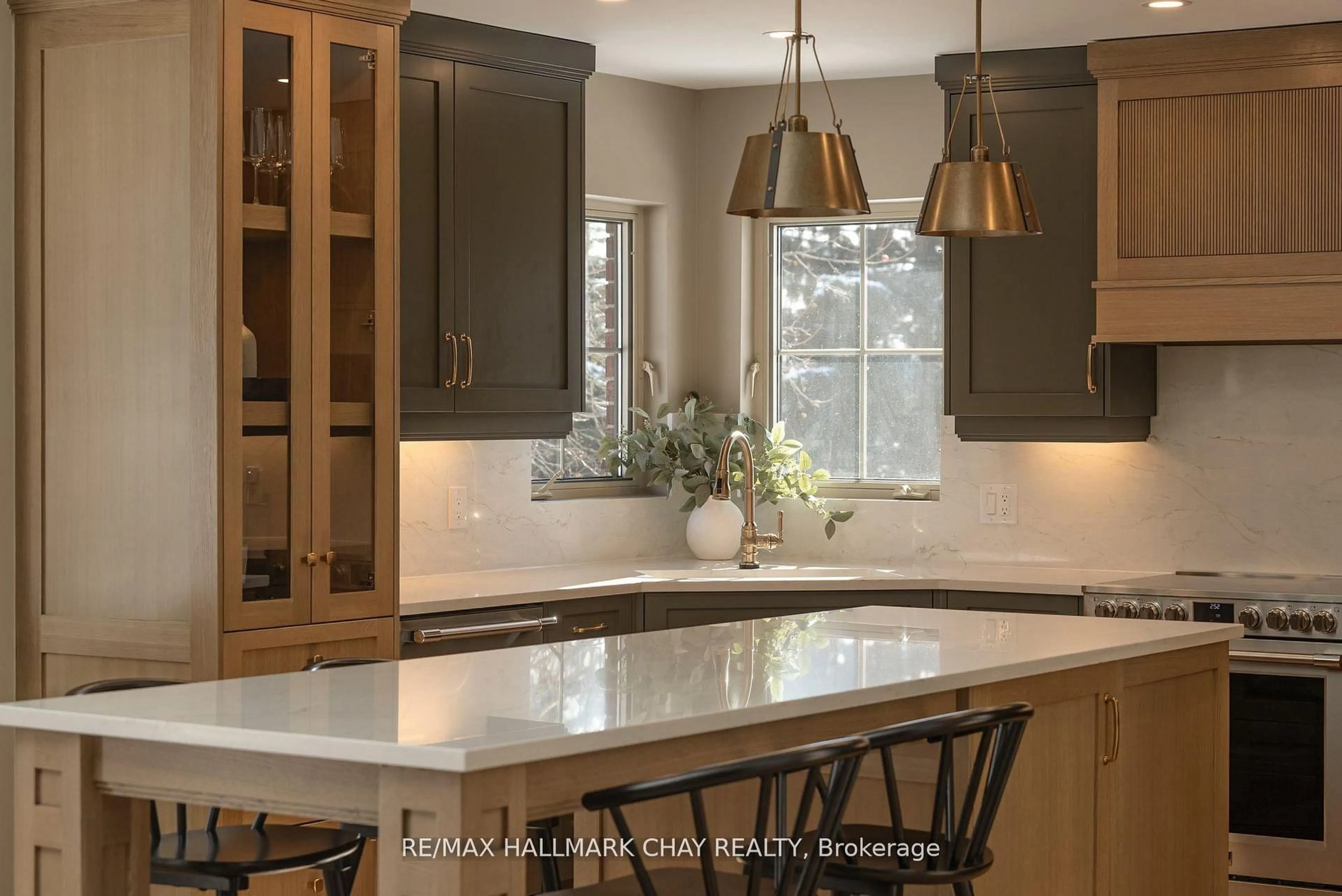 Contemporary kitchen, ceramic/tile floor for 32 Forest Hill Dr, Springwater Ontario L0L 1X0