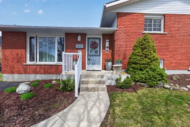 32 BONAVENTURE Pl, Penetanguishene 3