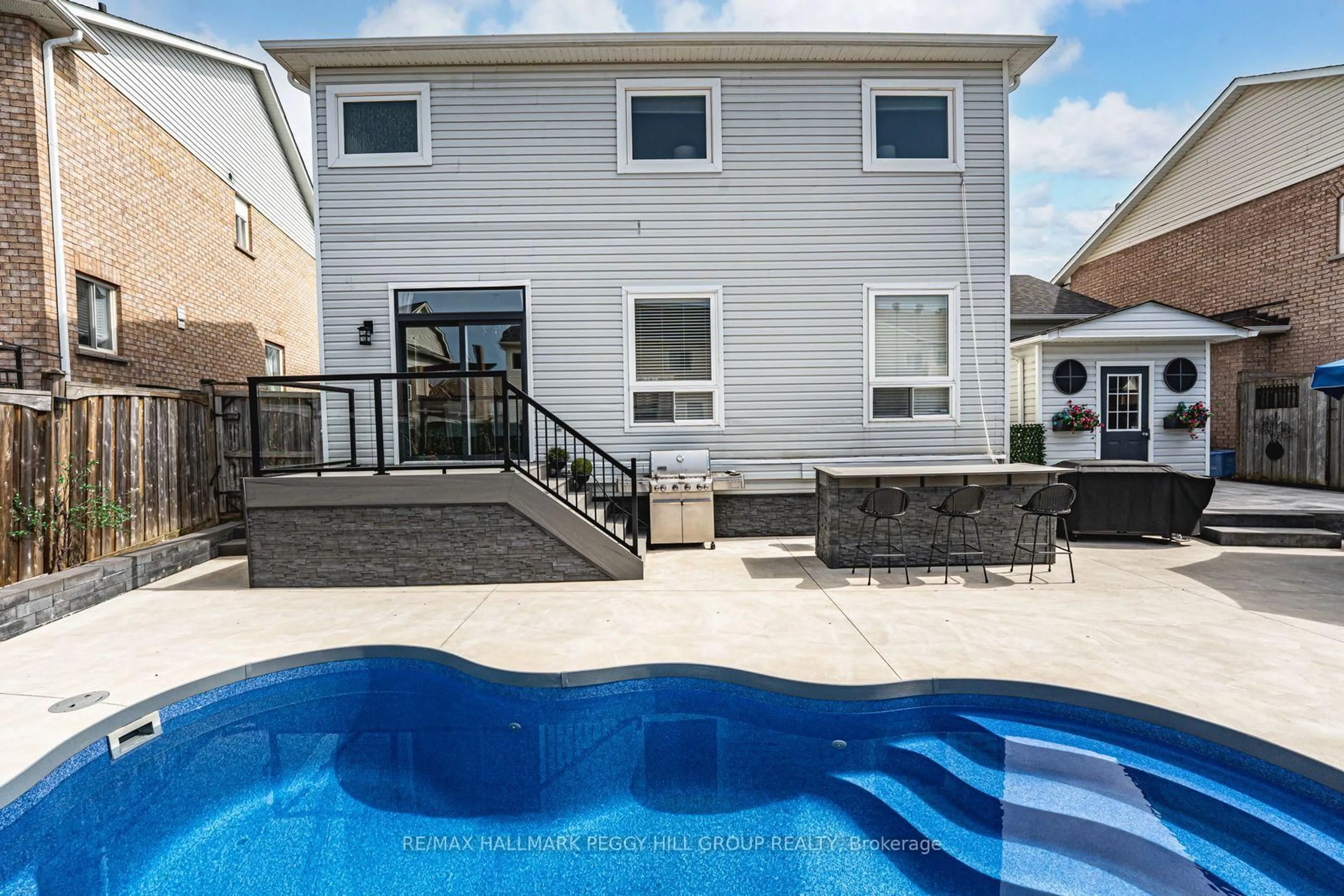 Unknown for 20 The Queensway, Barrie Ontario L4M 7H6