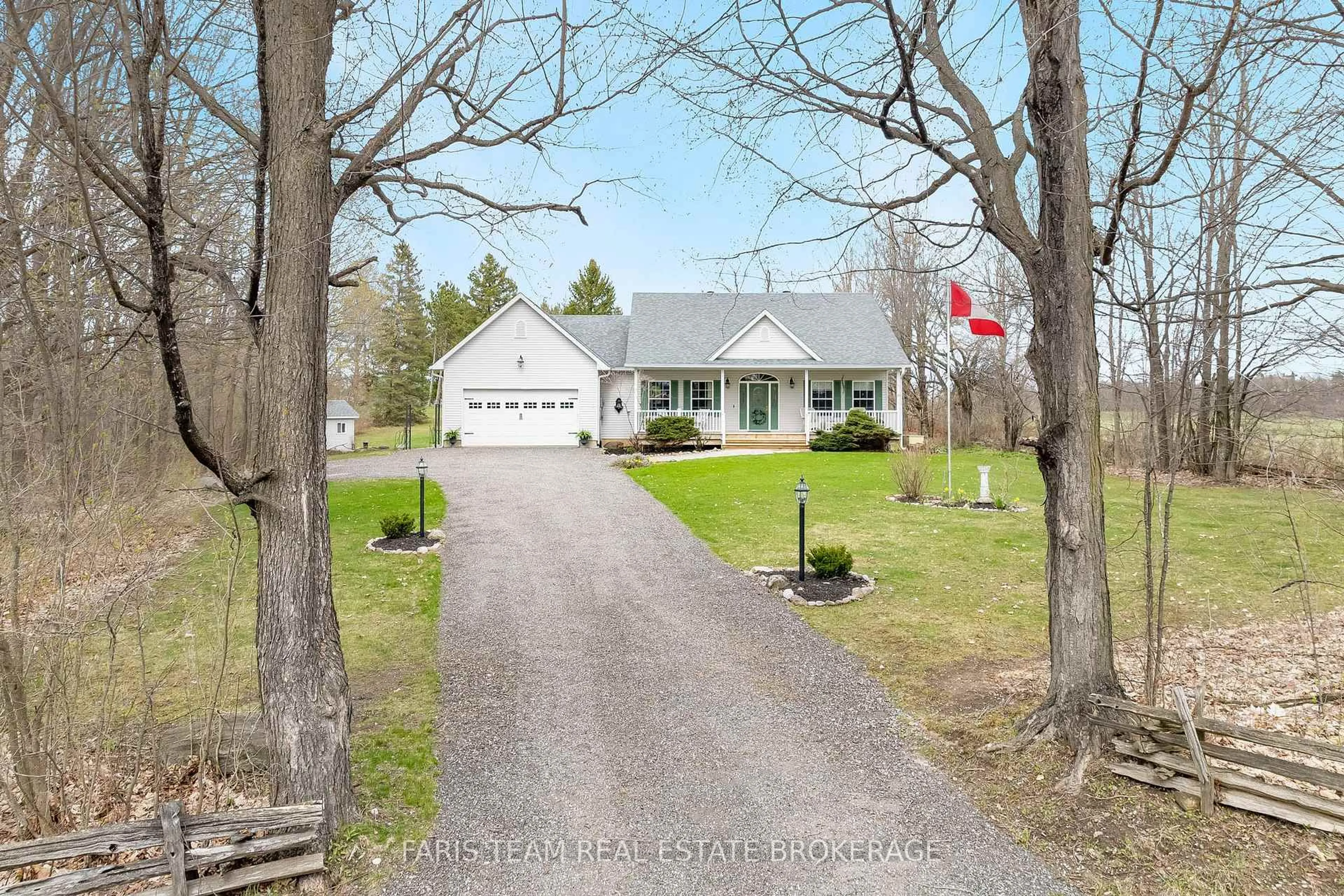 A pic from outside/outdoor area/front of a property/back of a property/a pic from drone, street for 5035 Line 12, Oro-Medonte Ontario L0K 1E0