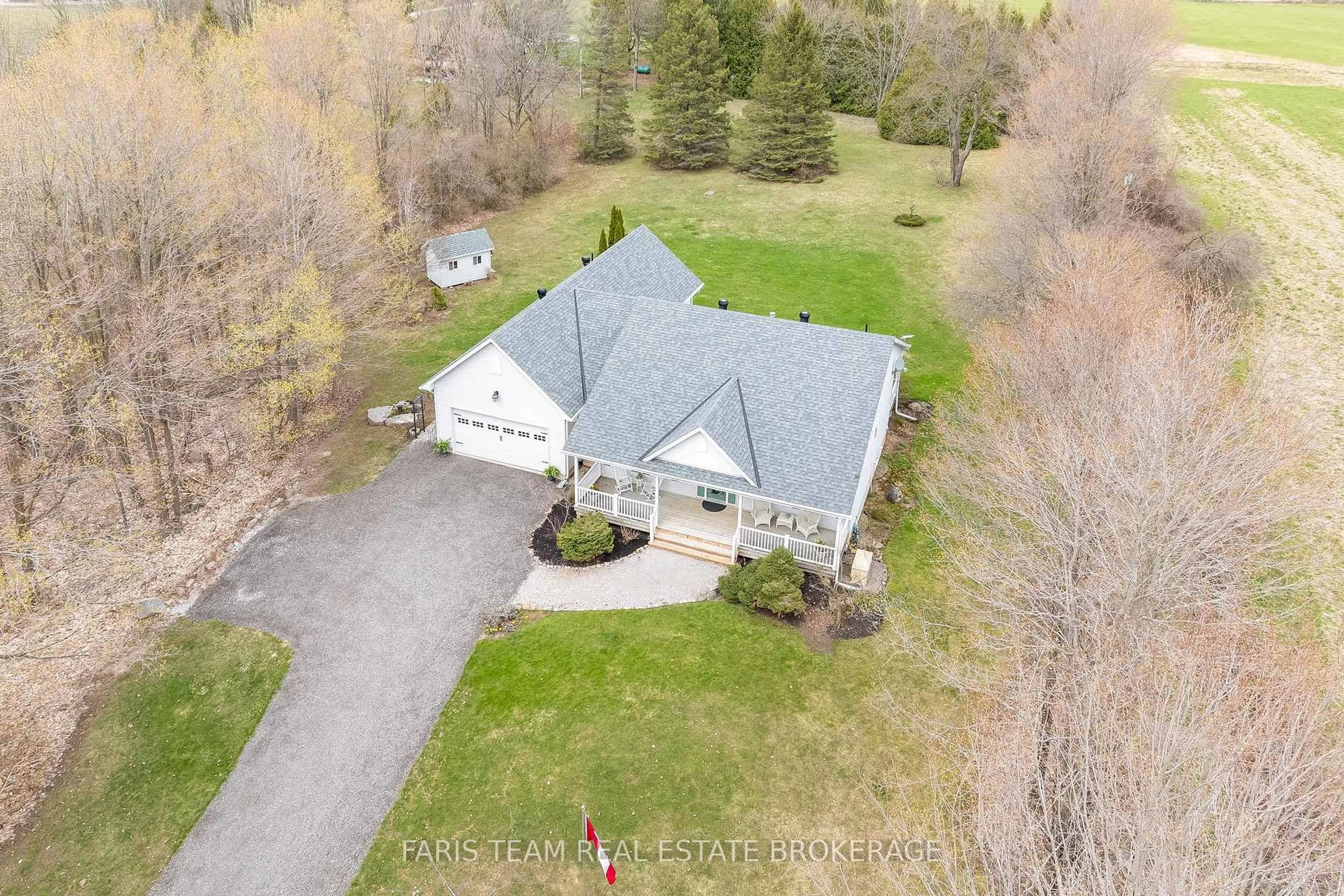 A pic from outside/outdoor area/front of a property/back of a property/a pic from drone, street for 5035 Line 12, Oro-Medonte Ontario L0K 1E0