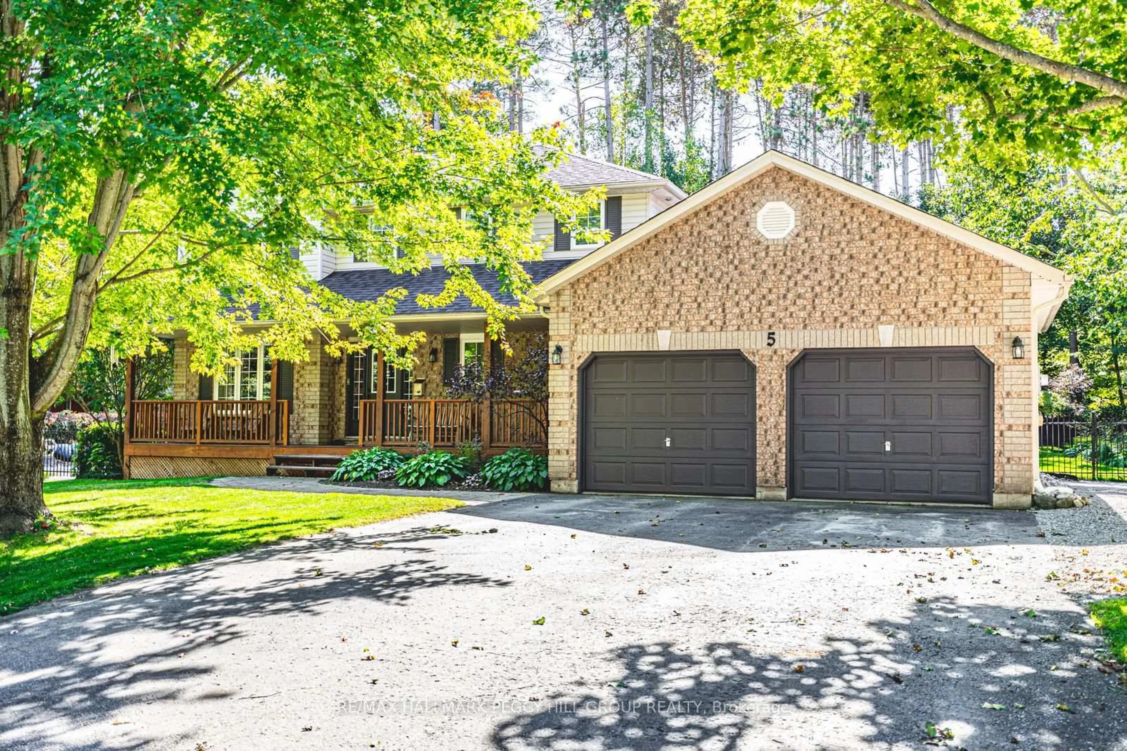 Home with brick exterior material, street for 5 Campbell Crt, Springwater Ontario L0L 1V0