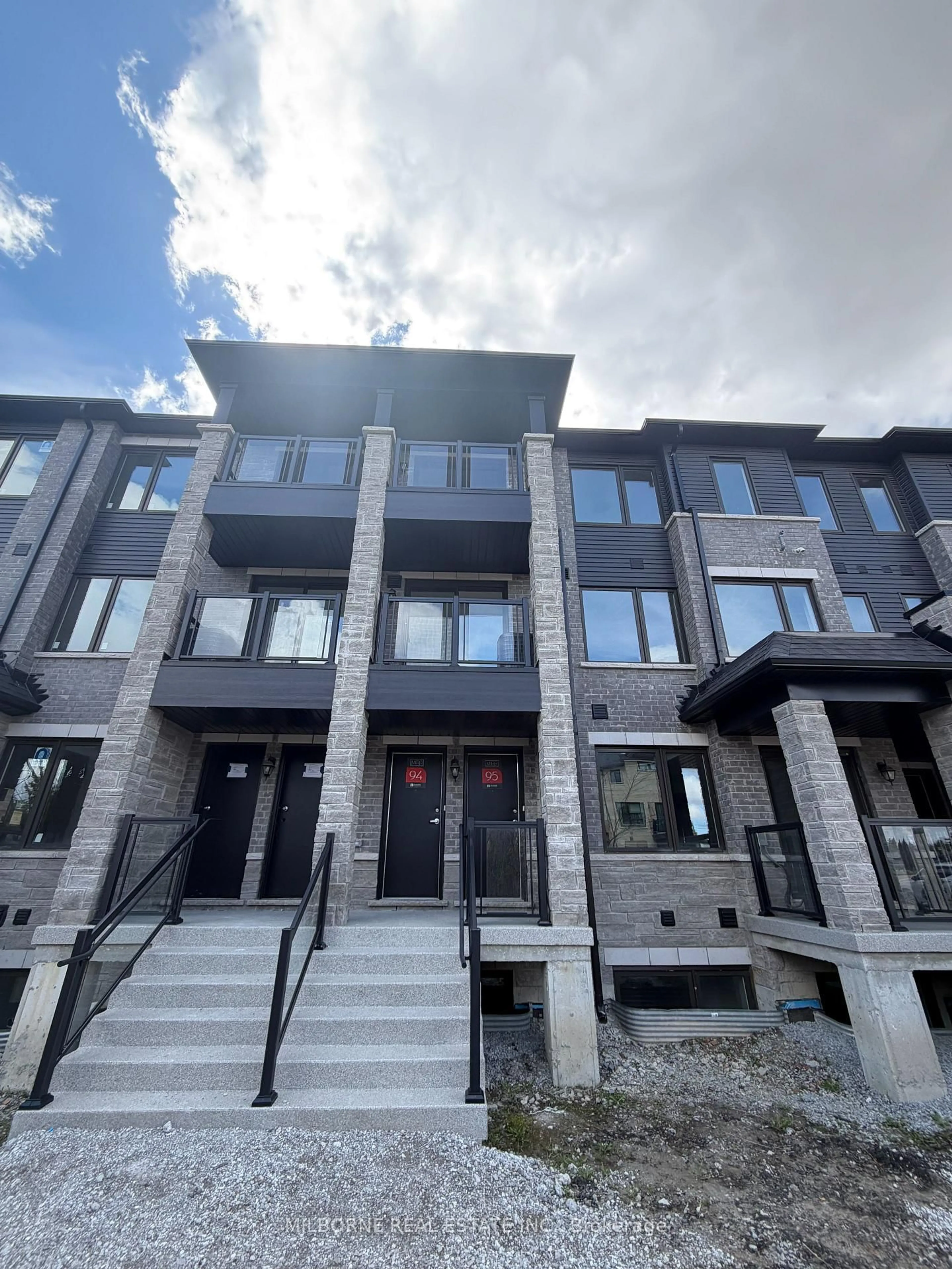 Unknown for 17 Appletree Lane #Lot 94, Barrie Ontario L9J 0P2