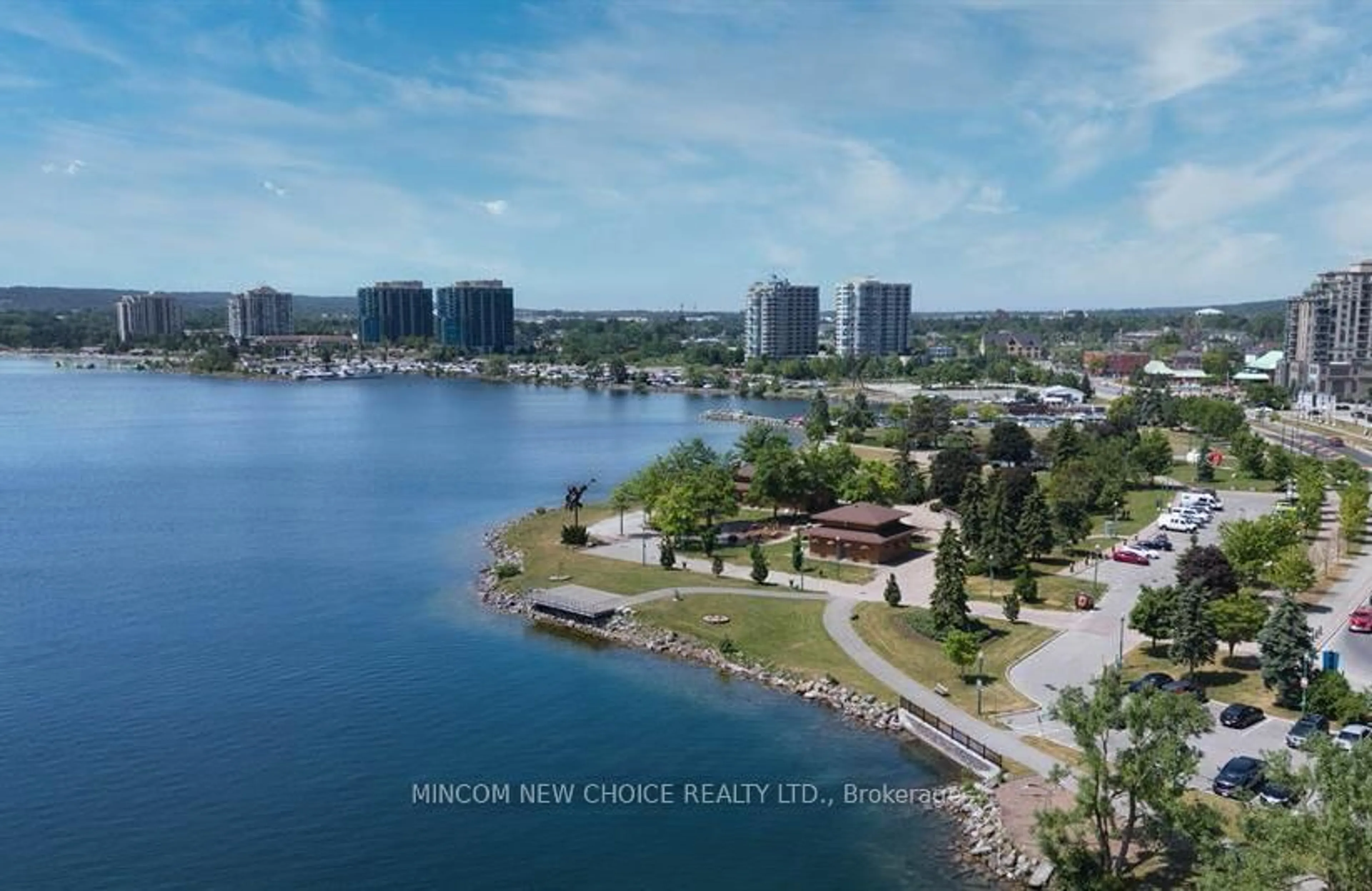 A pic from outside/outdoor area/front of a property/back of a property/a pic from drone, water/lake/river/ocean view for 140 Dunlop St #511, Barrie Ontario L4M 6H9