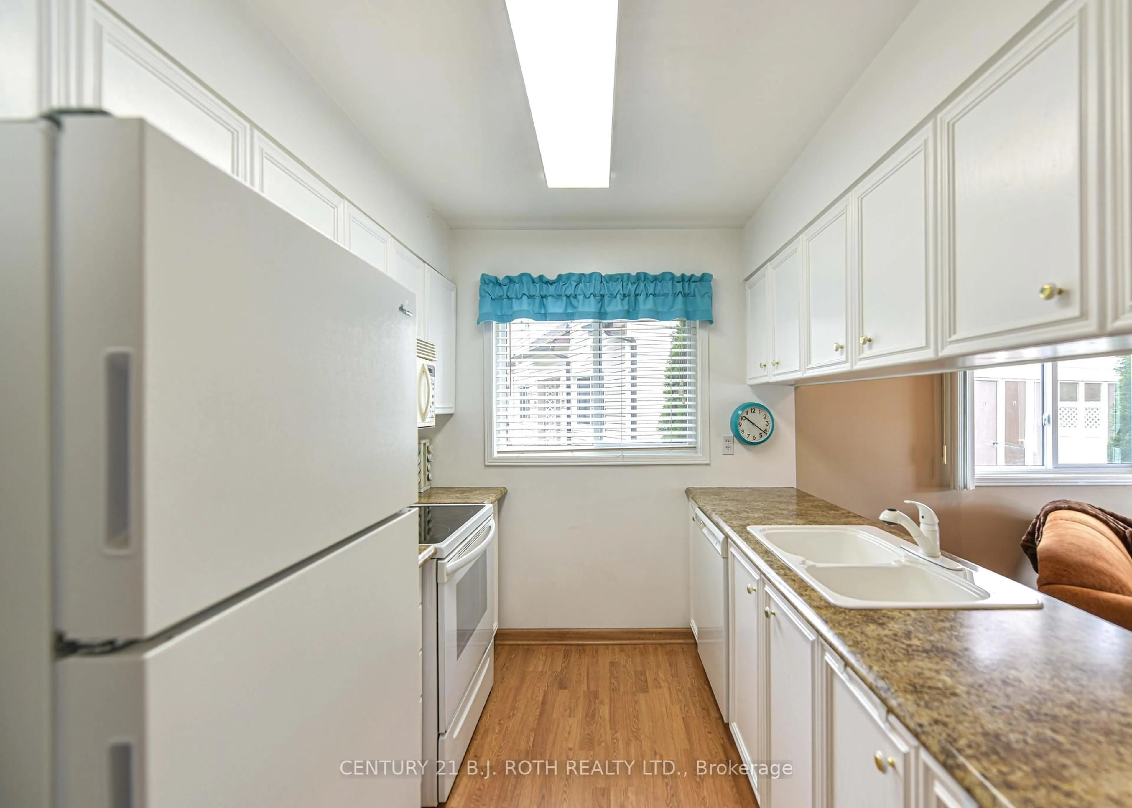 Standard kitchen, unknown for 71 Laguna Pkwy #18, Ramara Ontario L0K 1B0