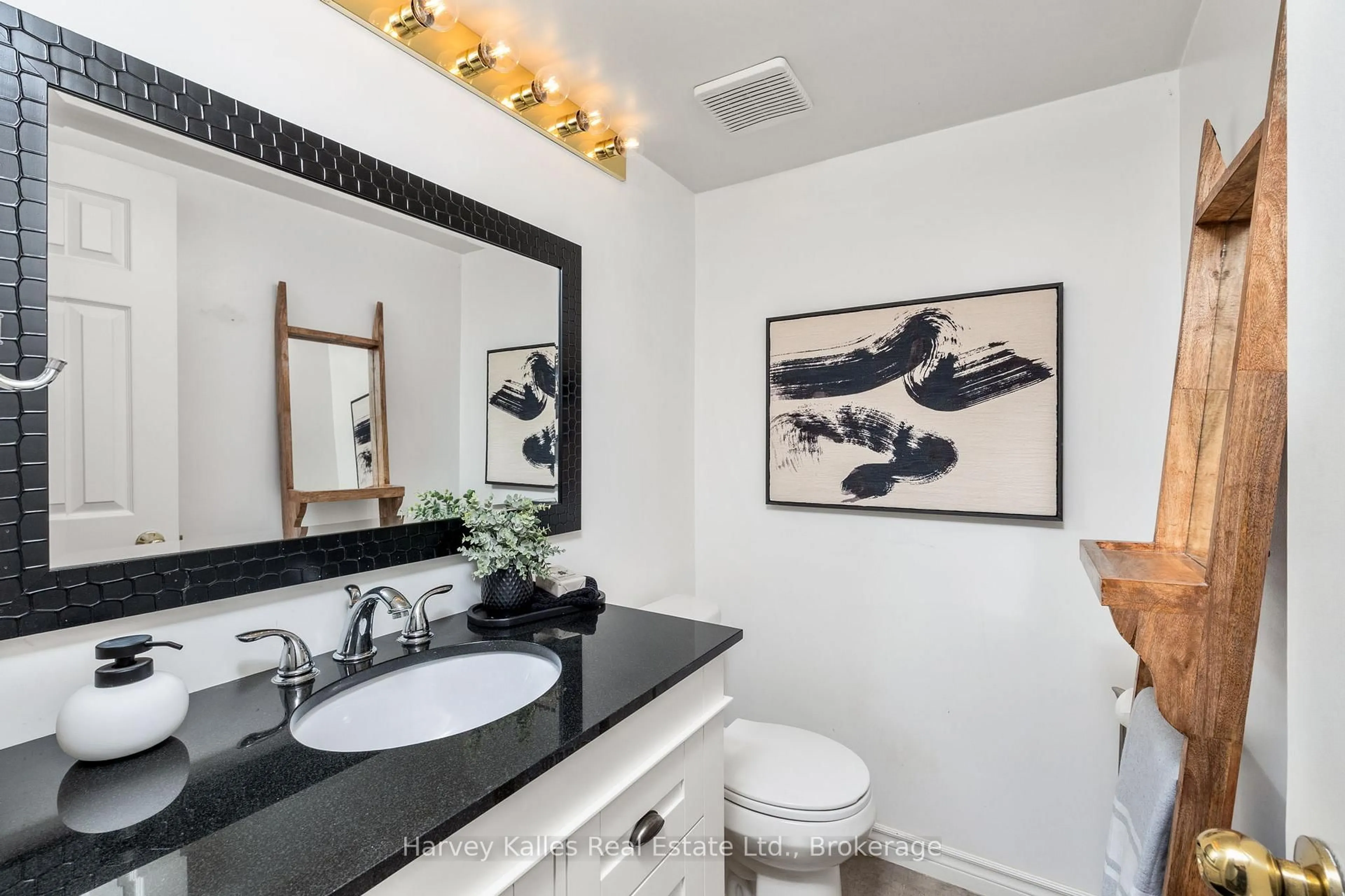 Contemporary bathroom, ceramic/tile floor for 789 Johnston Park Ave, Collingwood Ontario L9Y 5C7