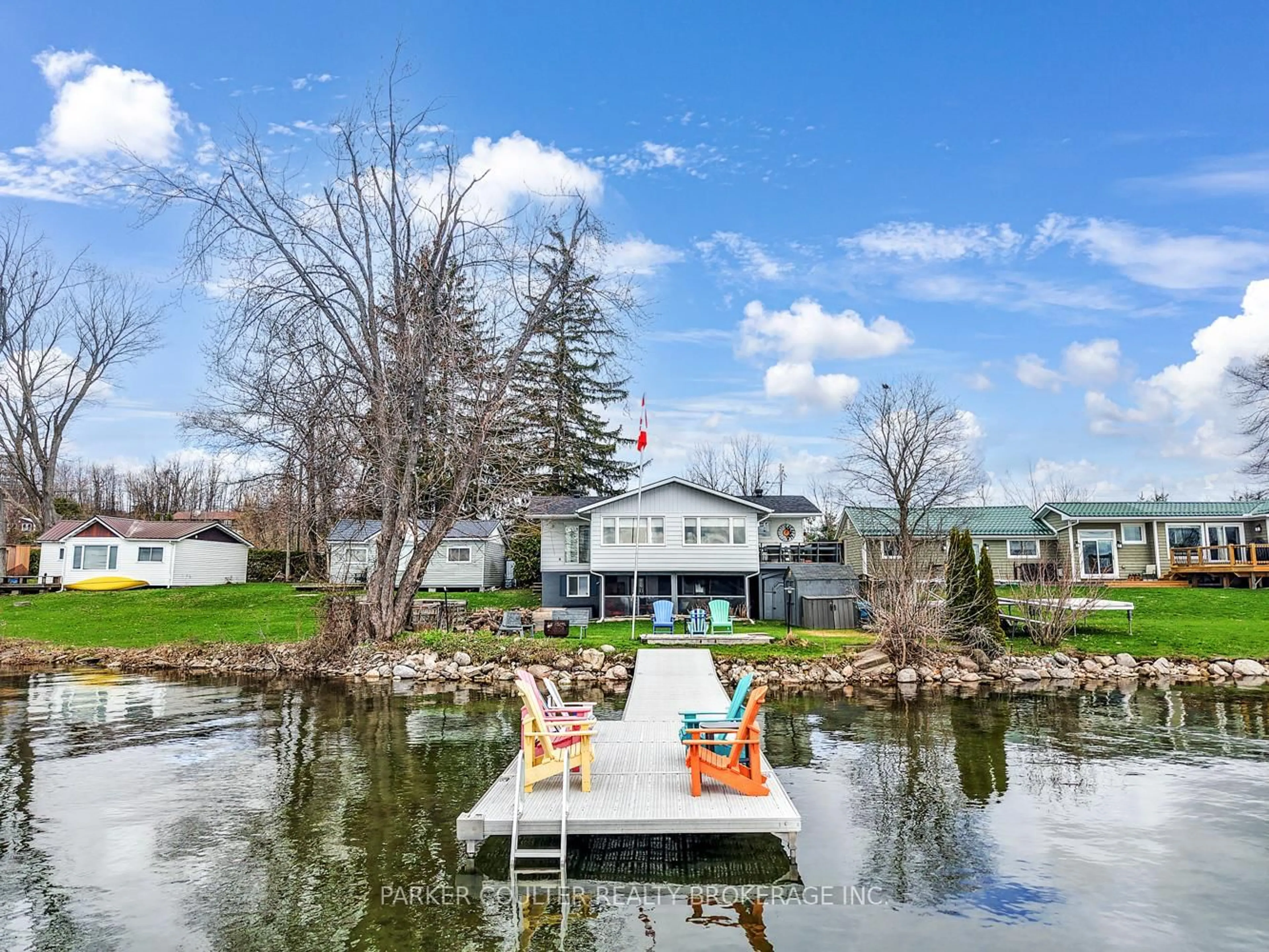 A pic from outside/outdoor area/front of a property/back of a property/a pic from drone, water/lake/river/ocean view for 1909 Woods Bay Rd, Severn Ontario L3V 0V7