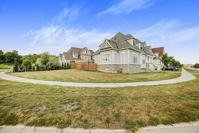 61 Riverwalk Pl, Midland 3
