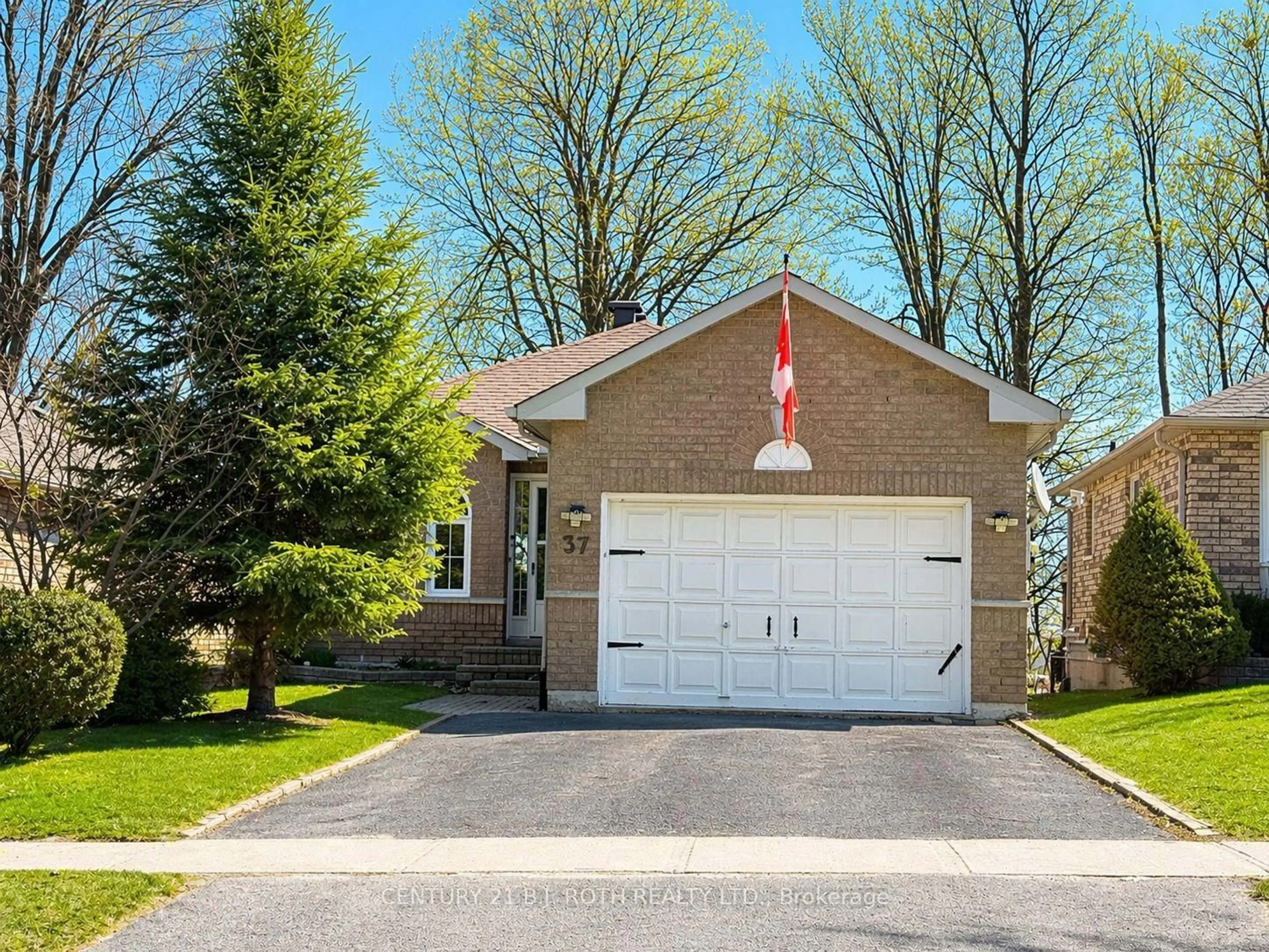 Unknown for 37 Nicholson Dr, Barrie Ontario L4N 8L7
