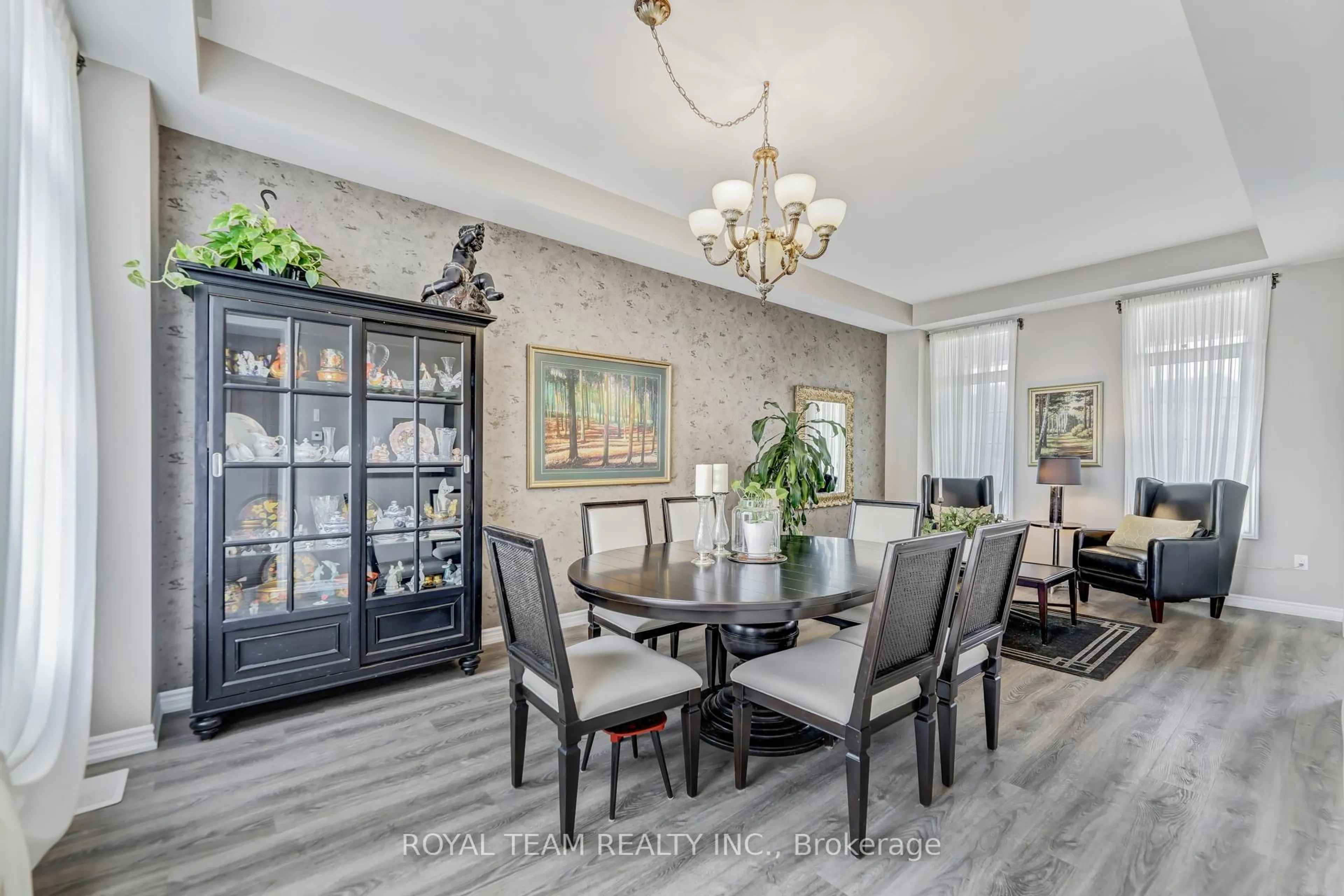 Dining room, unknown for 25 Thompson Way, Springwater Ontario L9X 2A5