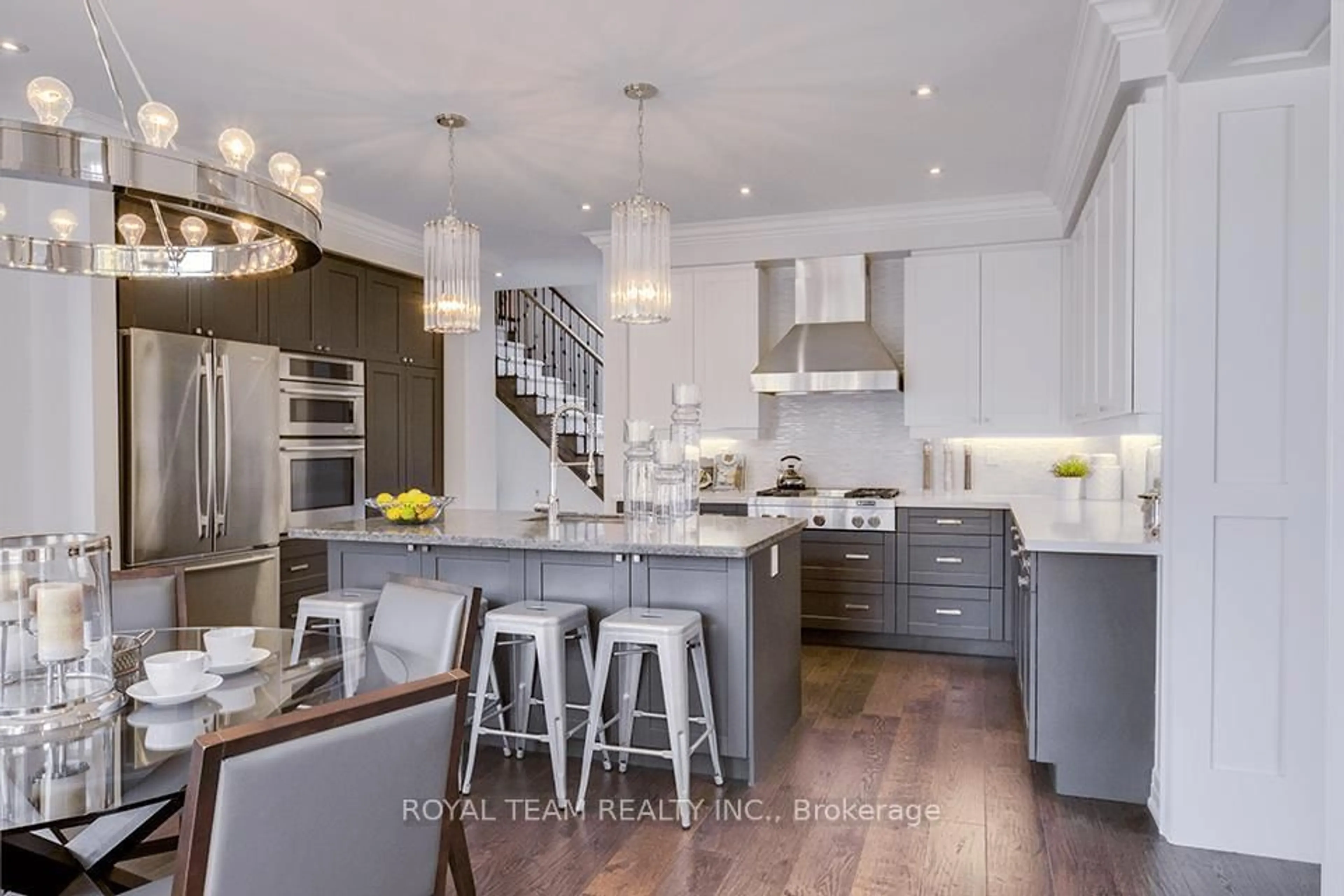 Open concept kitchen, unknown for 18 Moreau Way, Springwater Ontario L9X 0S6