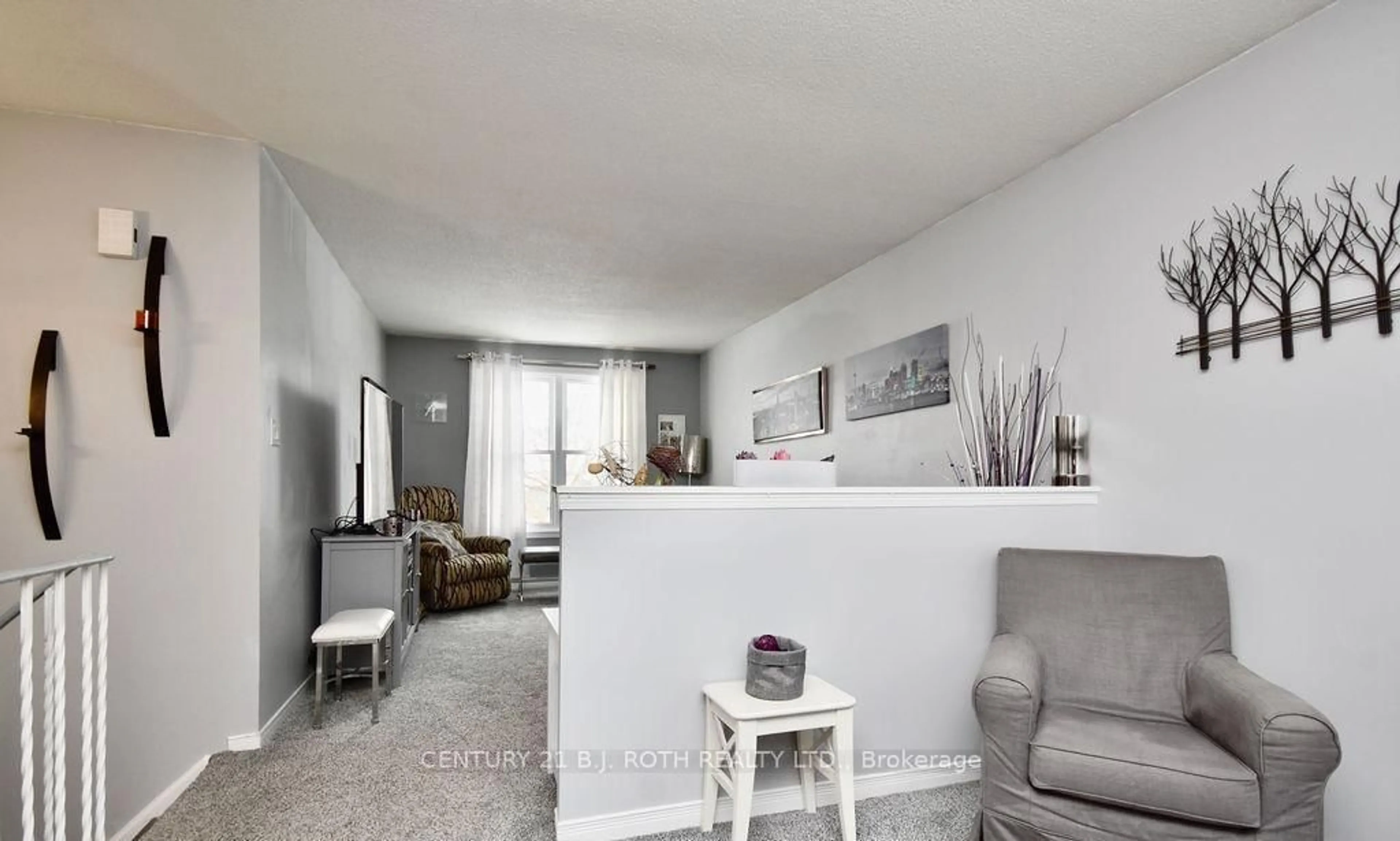 A pic of a room for 47 D'ambrosio Dr, Barrie Ontario L4N 6V6