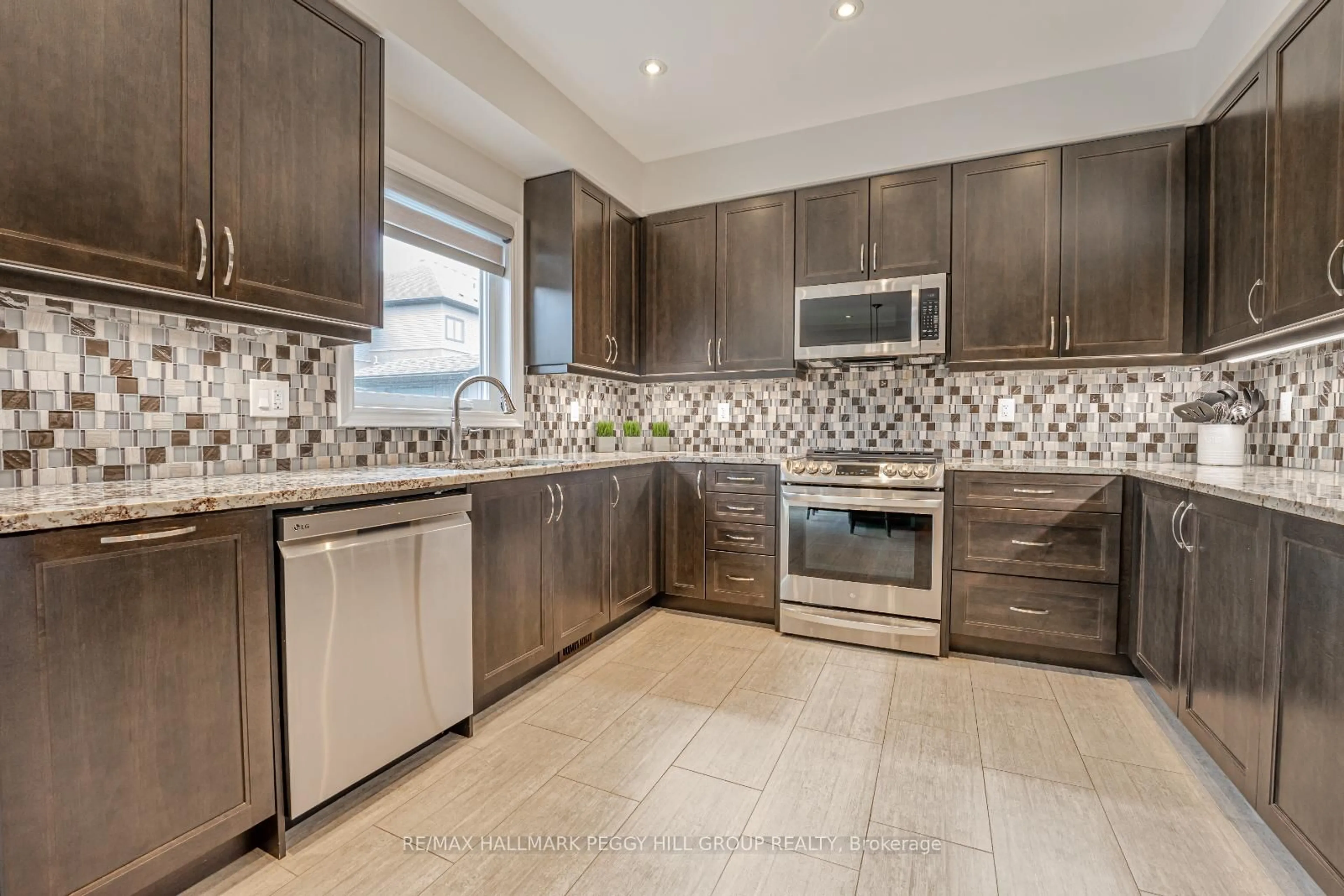 Contemporary kitchen, ceramic/tile floor for 41 Landscape Dr, Oro-Medonte Ontario L0L 2L0