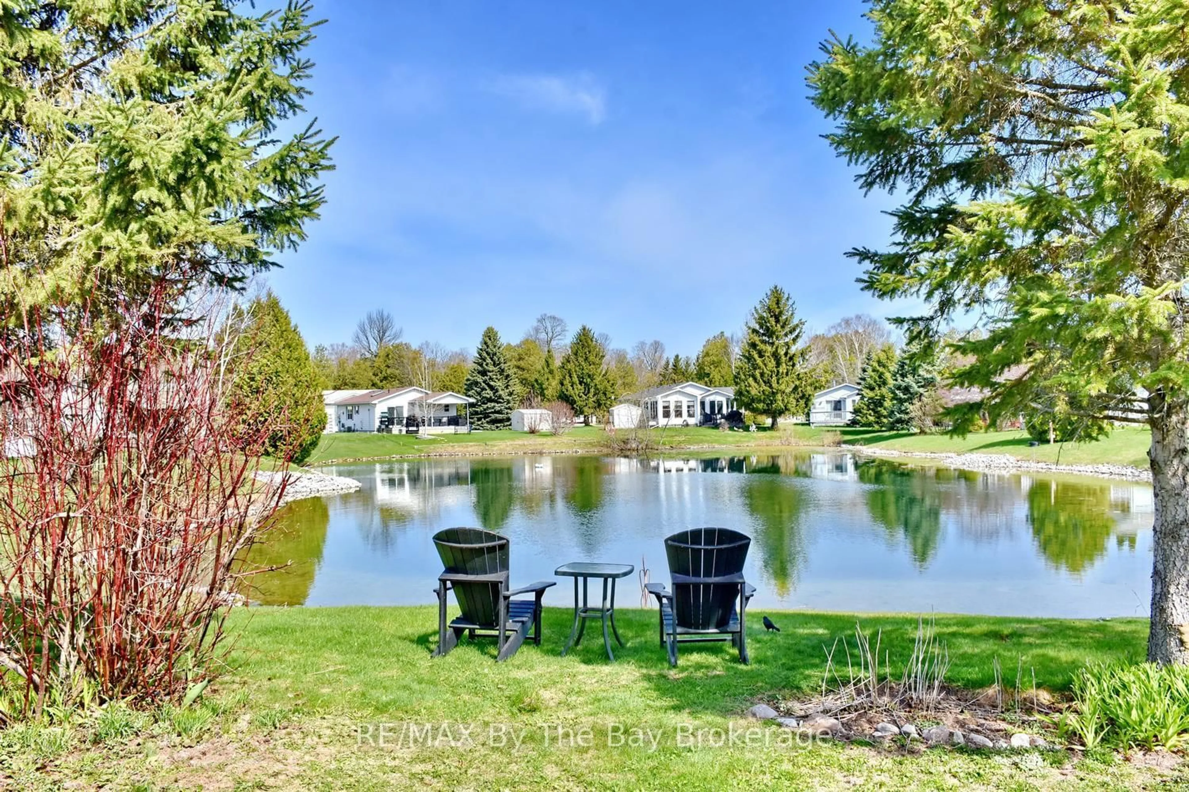 Patio, water/lake/river/ocean view for 16 Indiana Ave, Wasaga Beach Ontario L9Z 3A8