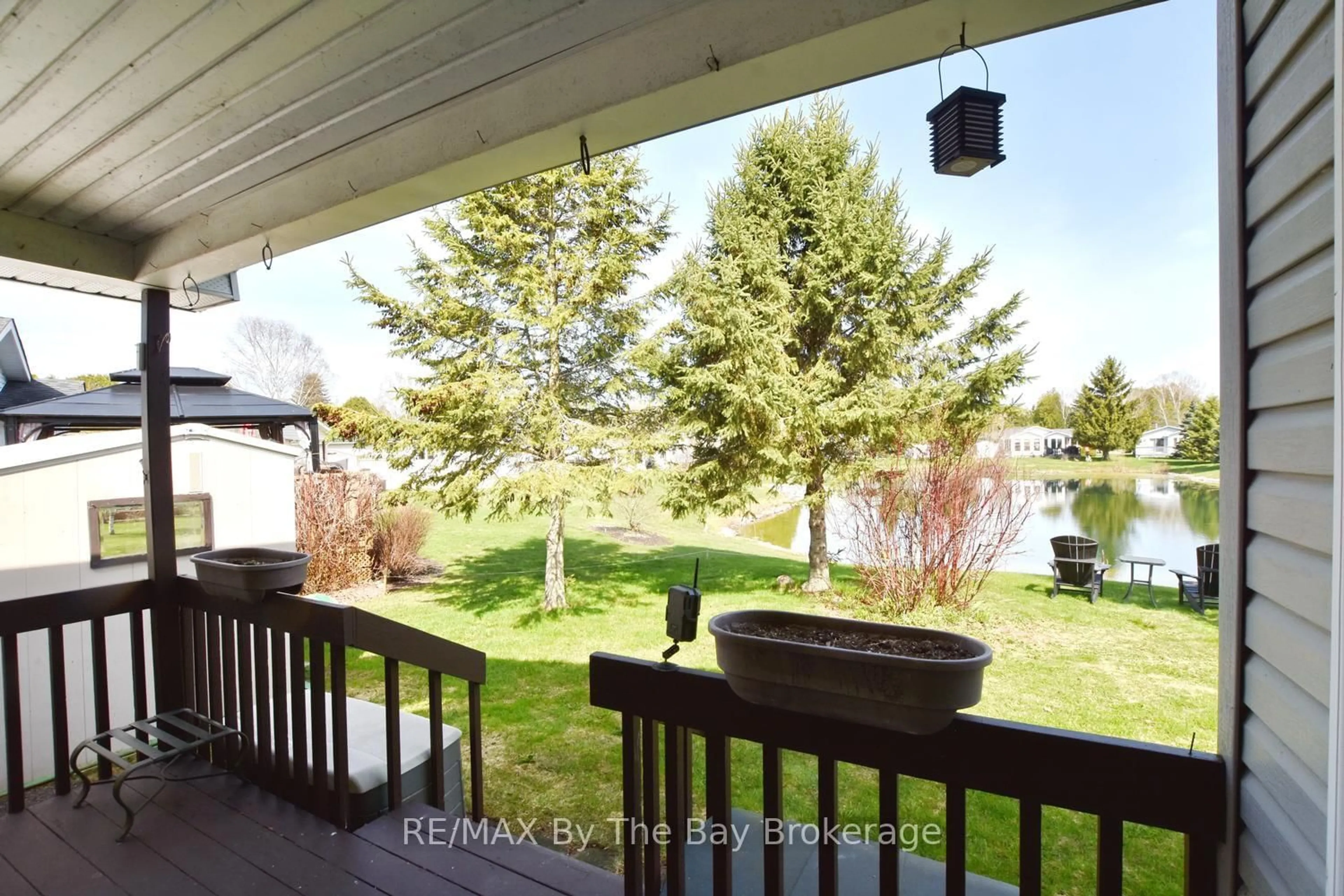 Patio, water/lake/river/ocean view for 16 Indiana Ave, Wasaga Beach Ontario L9Z 3A8
