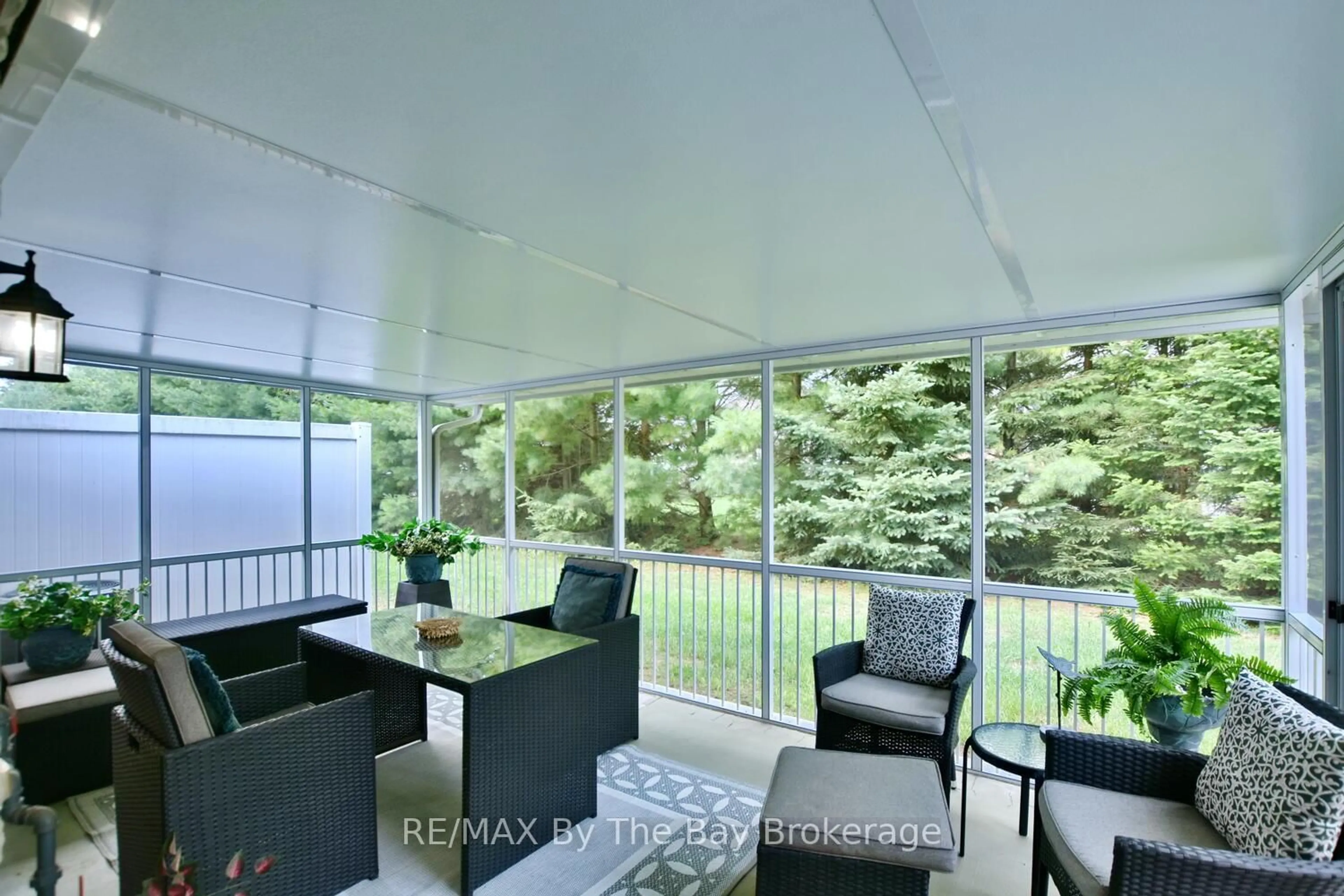 Patio, water/lake/river/ocean view for 50 Clover Cres, Wasaga Beach Ontario L9Z 0G4