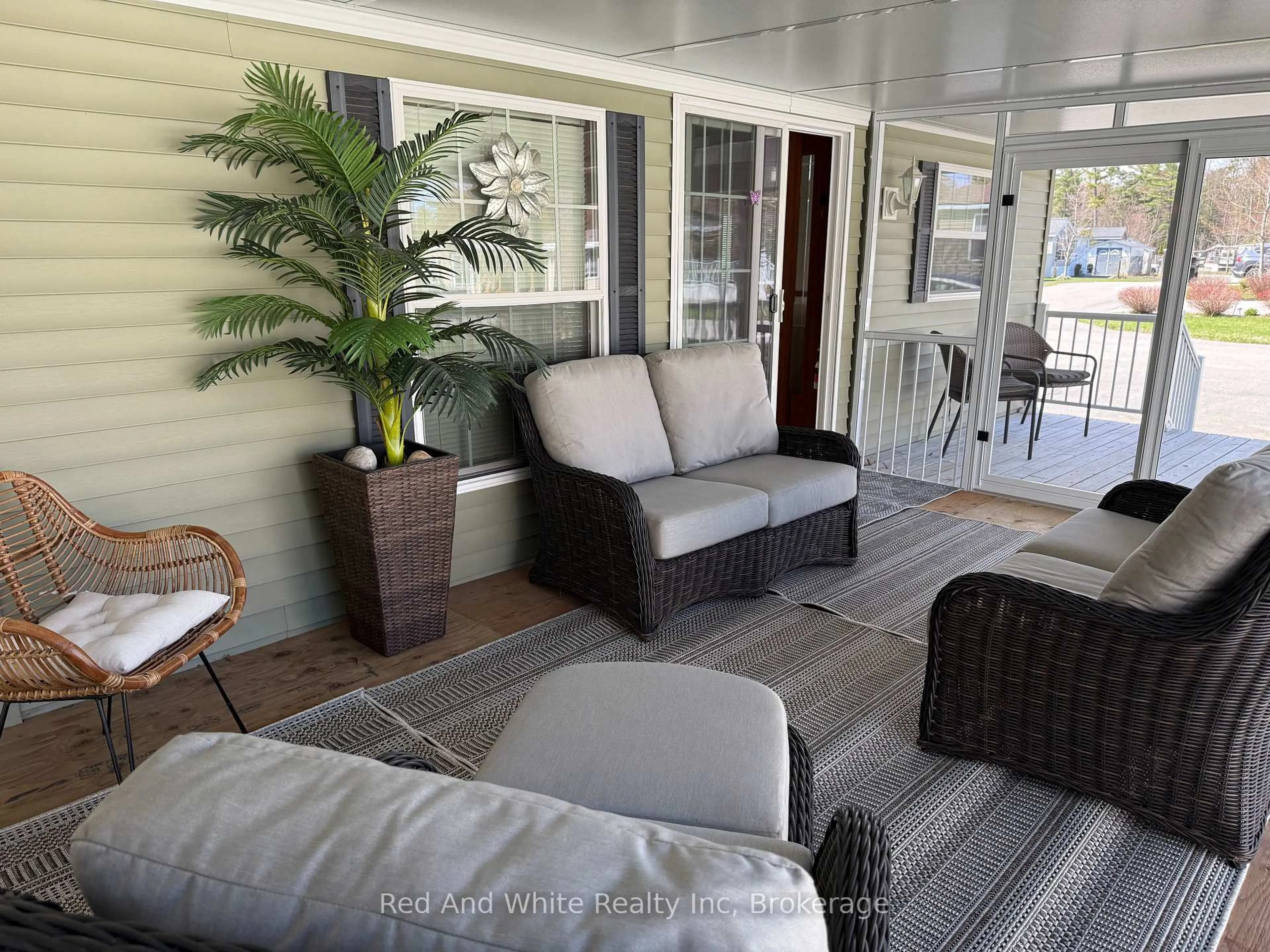 Living room with furniture, unknown for 103 Madawaska Tr, Wasaga Beach Ontario L9Z 1X7