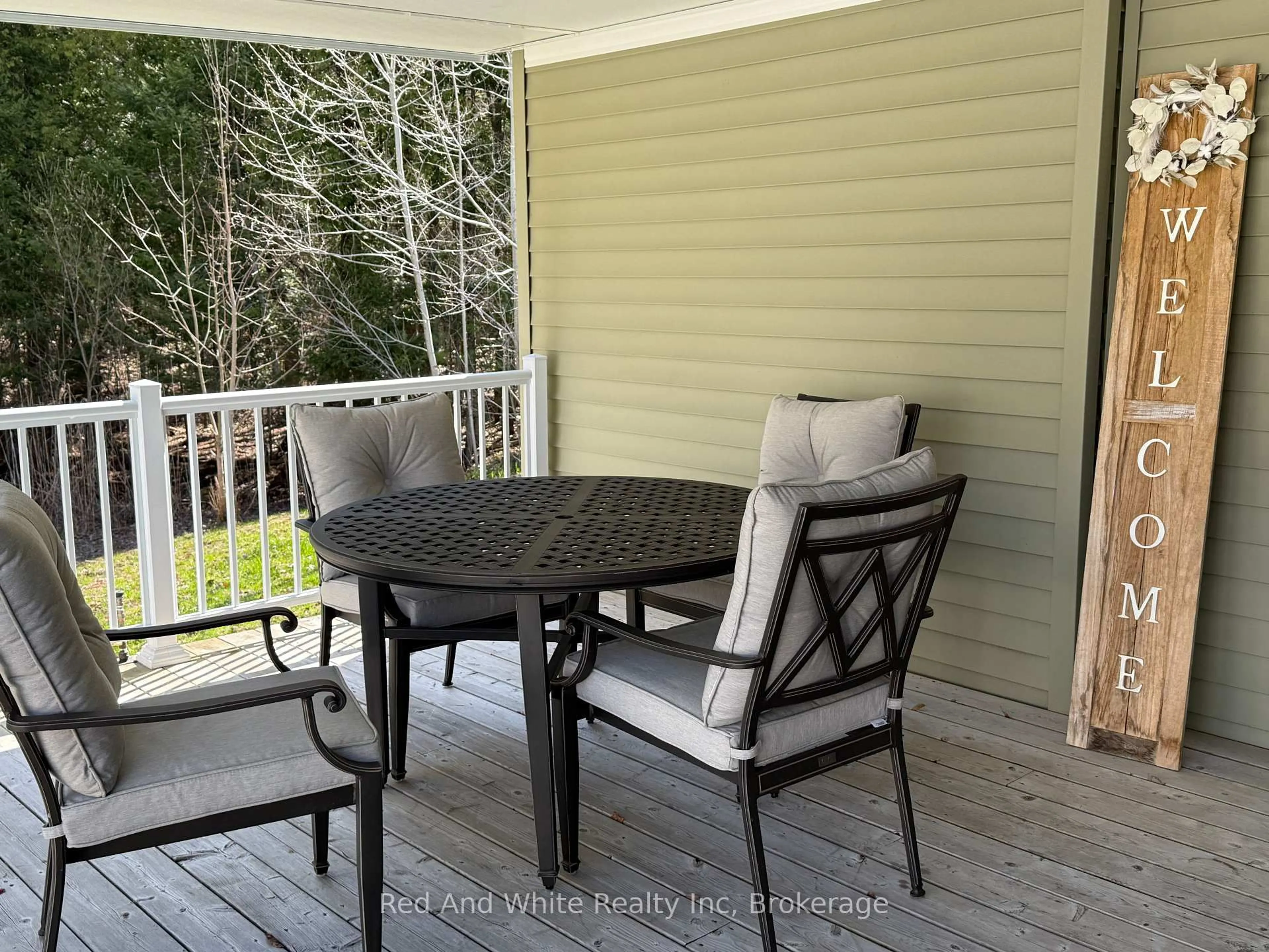 Patio, water/lake/river/ocean view for 103 Madawaska Tr, Wasaga Beach Ontario L9Z 1X7