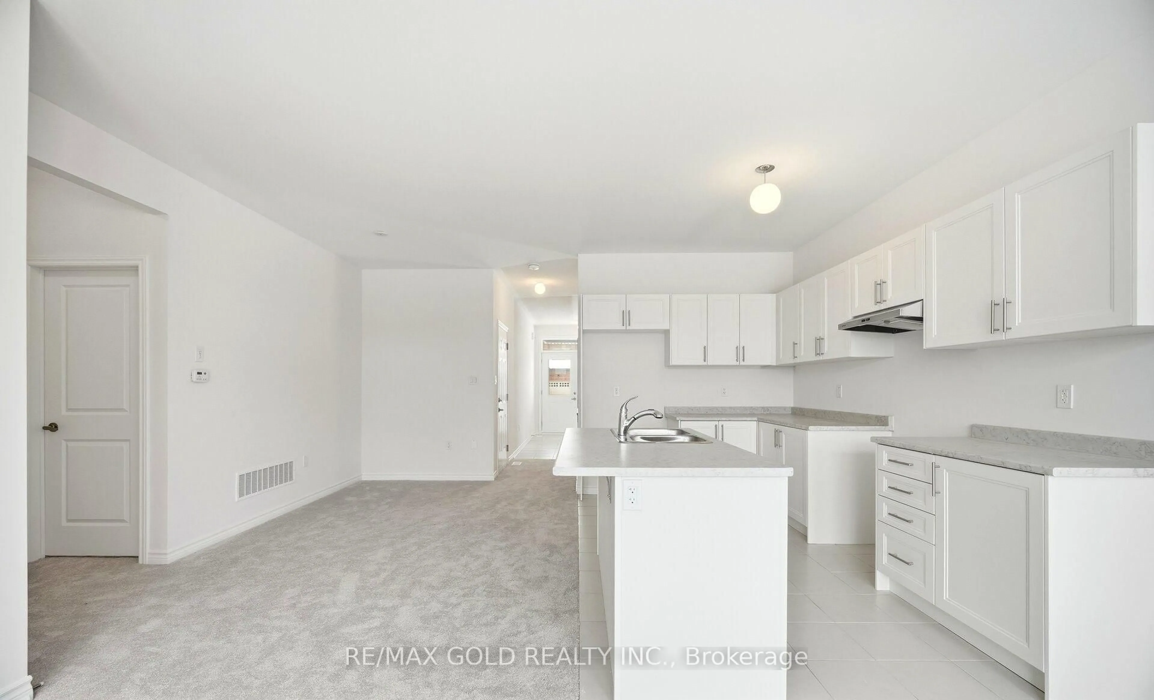 Standard kitchen, unknown for 251 Wilcox Dr, Clearview Ontario L0M 1S0