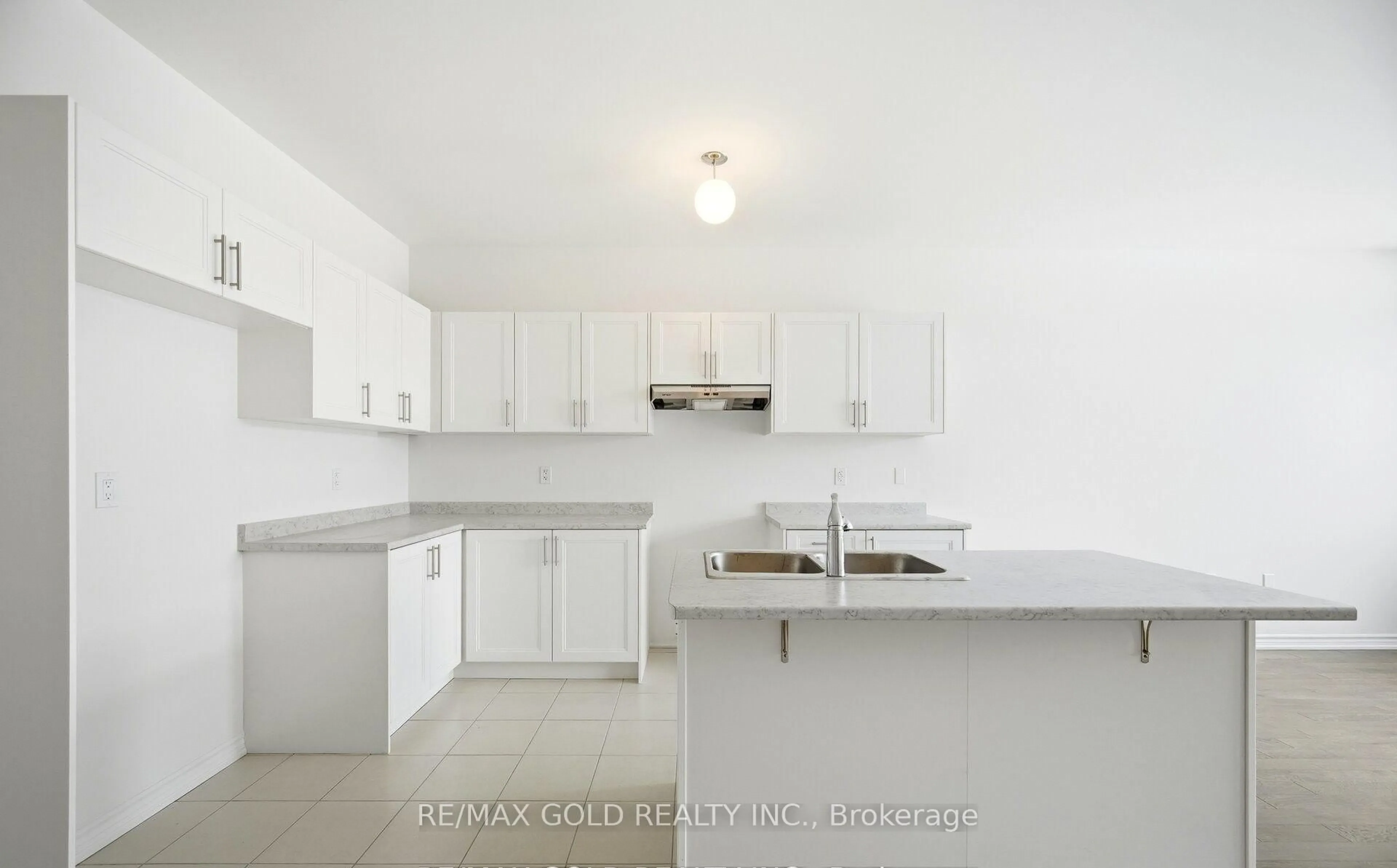 Standard kitchen, ceramic/tile floor for 251 Wilcox Dr, Clearview Ontario L0M 1S0