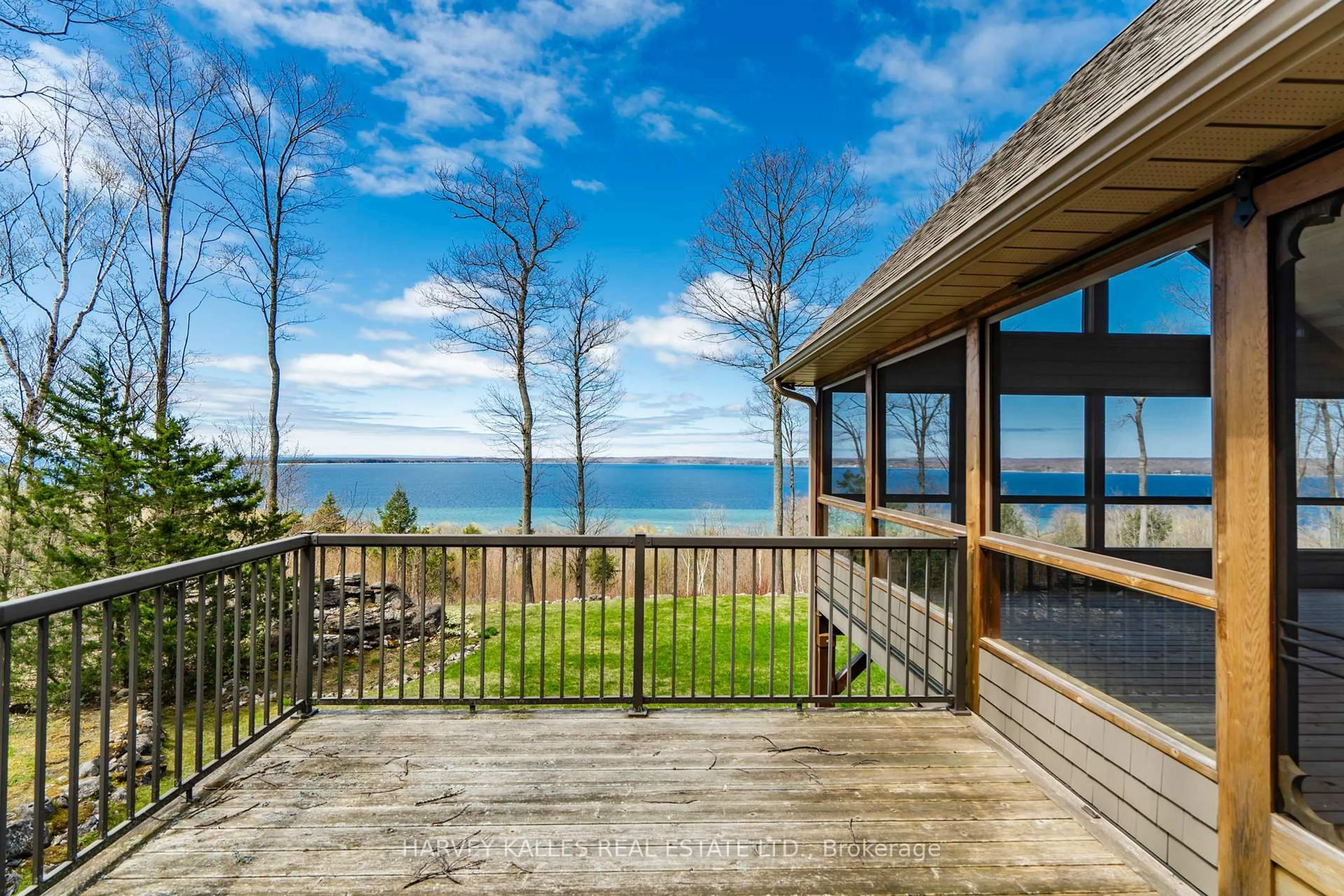 A pic from outside/outdoor area/front of a property/back of a property/a pic from drone, water/lake/river/ocean view for 20 Nippissing Ridge Rd, Tiny Ontario L9M 0T8