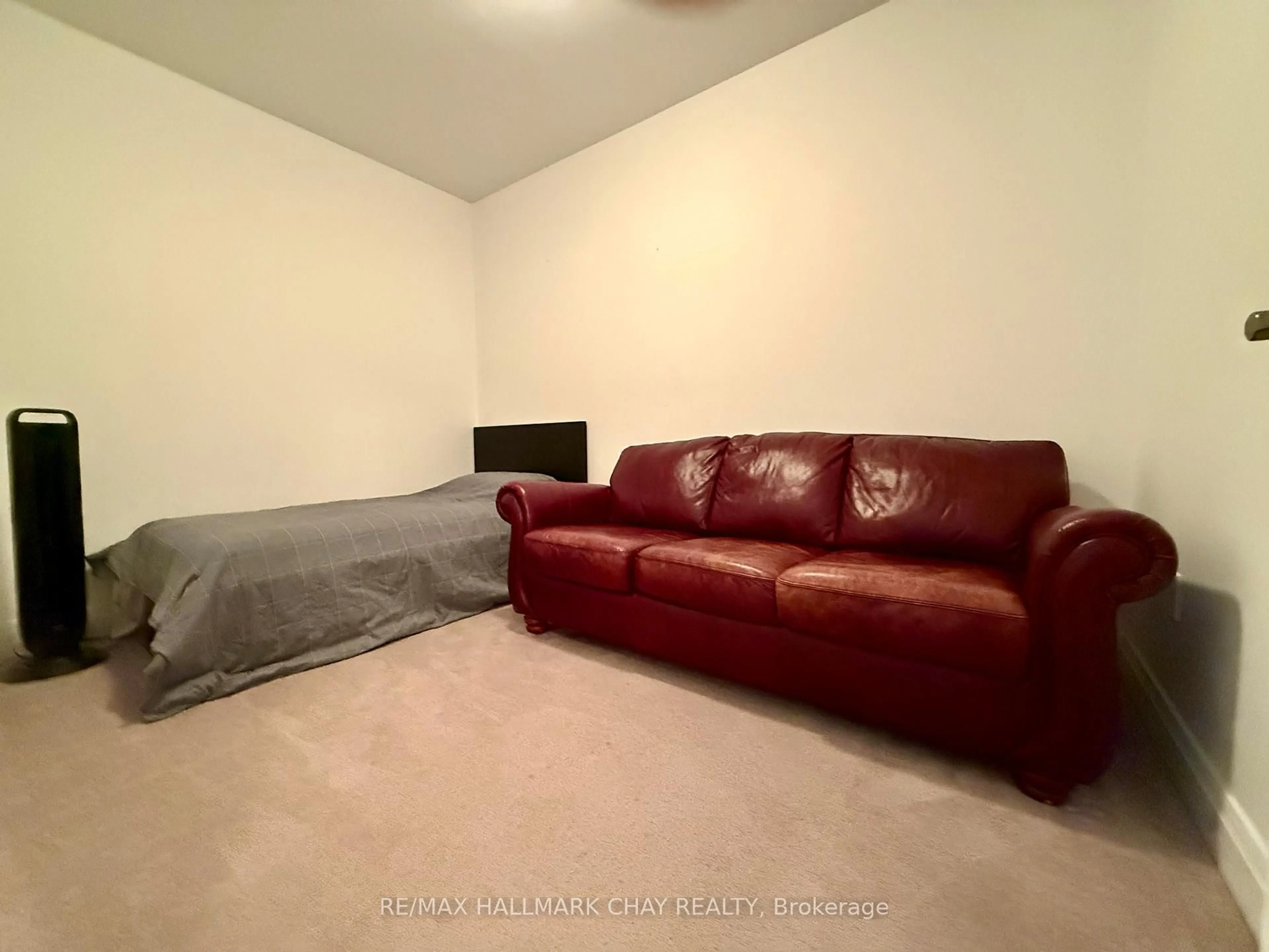 A pic of a room for 302 Essa Rd #505, Barrie Ontario L9J 0H3