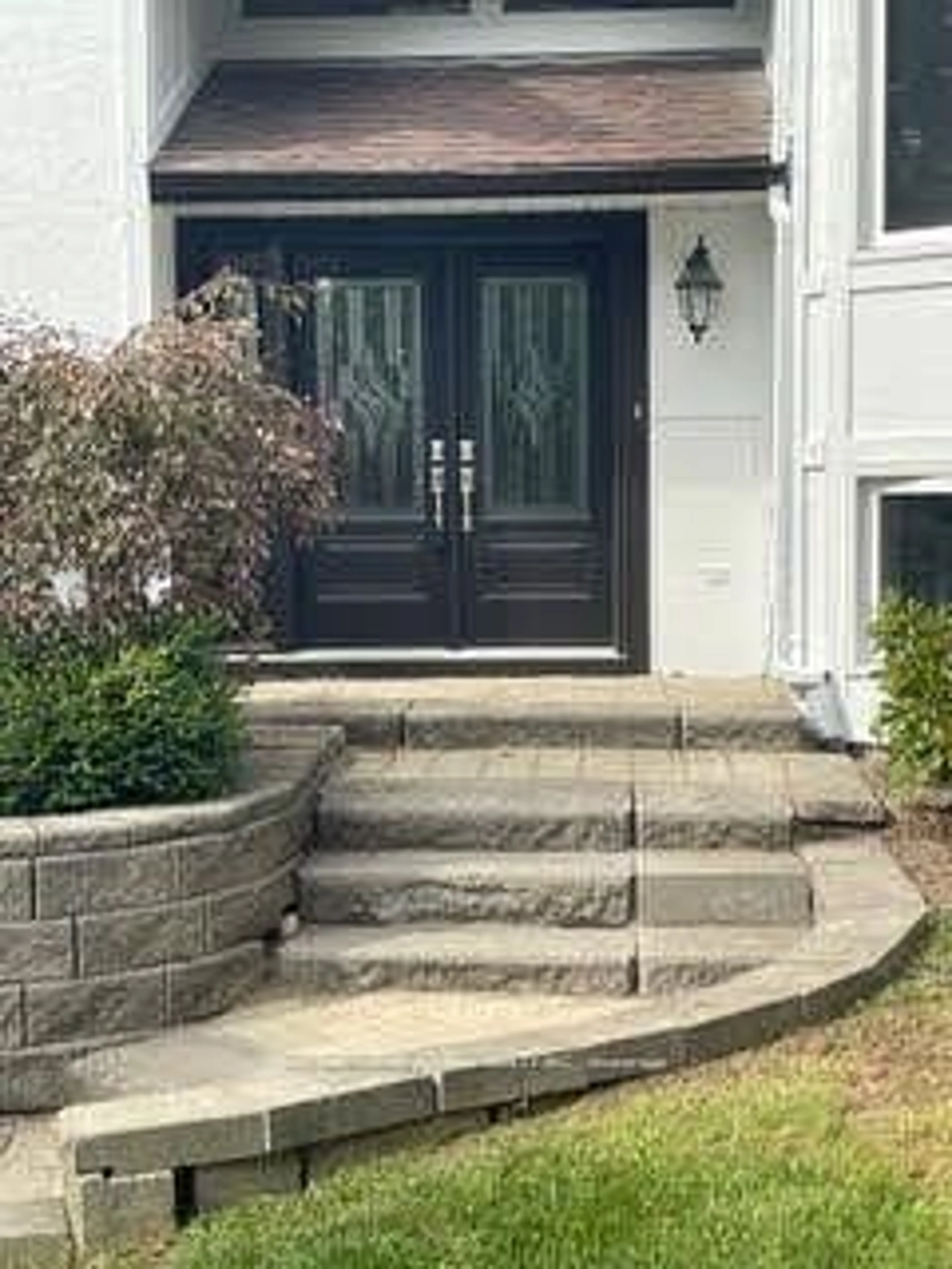 Indoor entryway for 182 Bayshore Dr, Ramara Ontario L0K 1B0