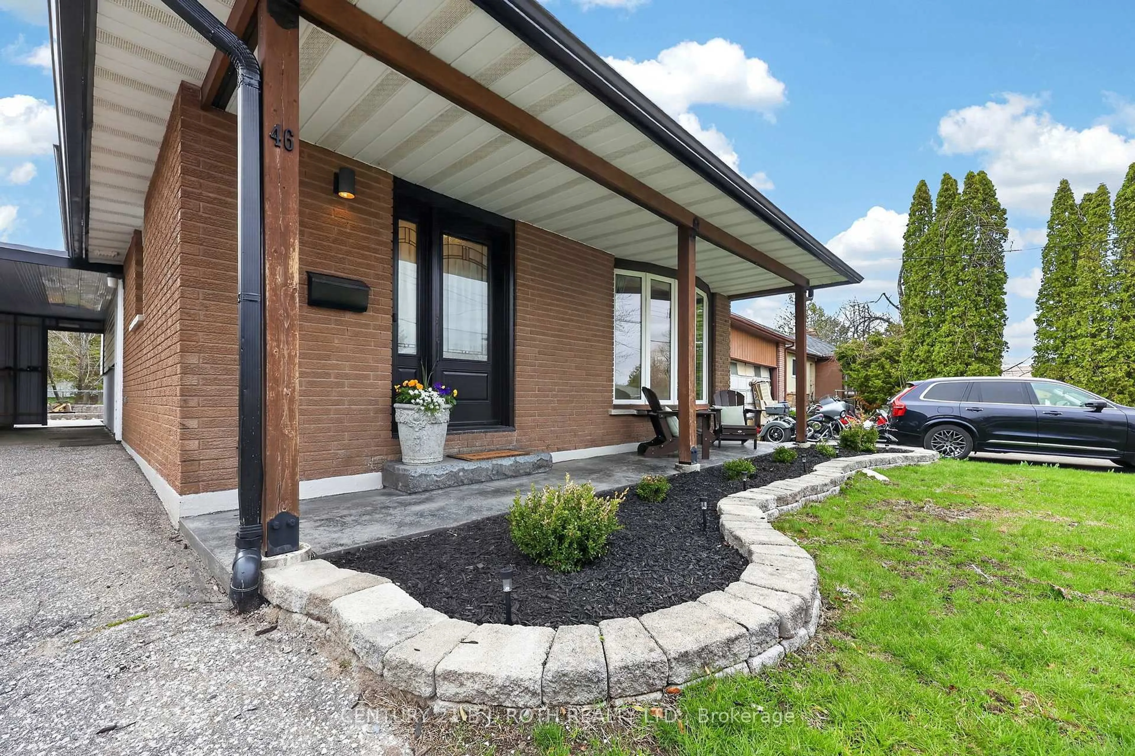 Home with brick exterior material, street for 46 Galley Ave, Orillia Ontario L3V 2K6