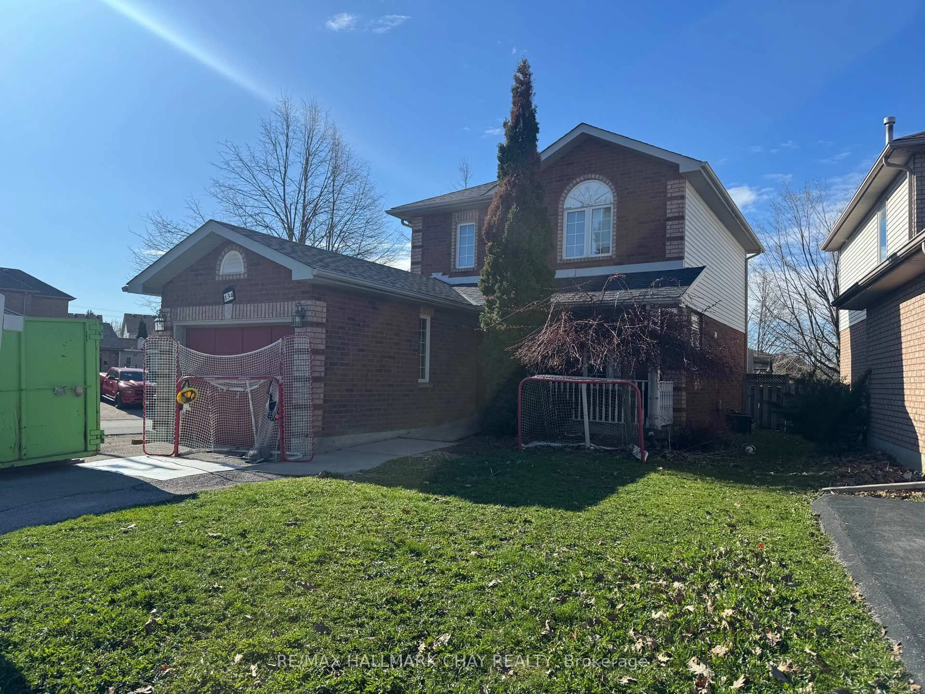Unknown for 134 Brucker Rd, Barrie Ontario L4N 8H8
