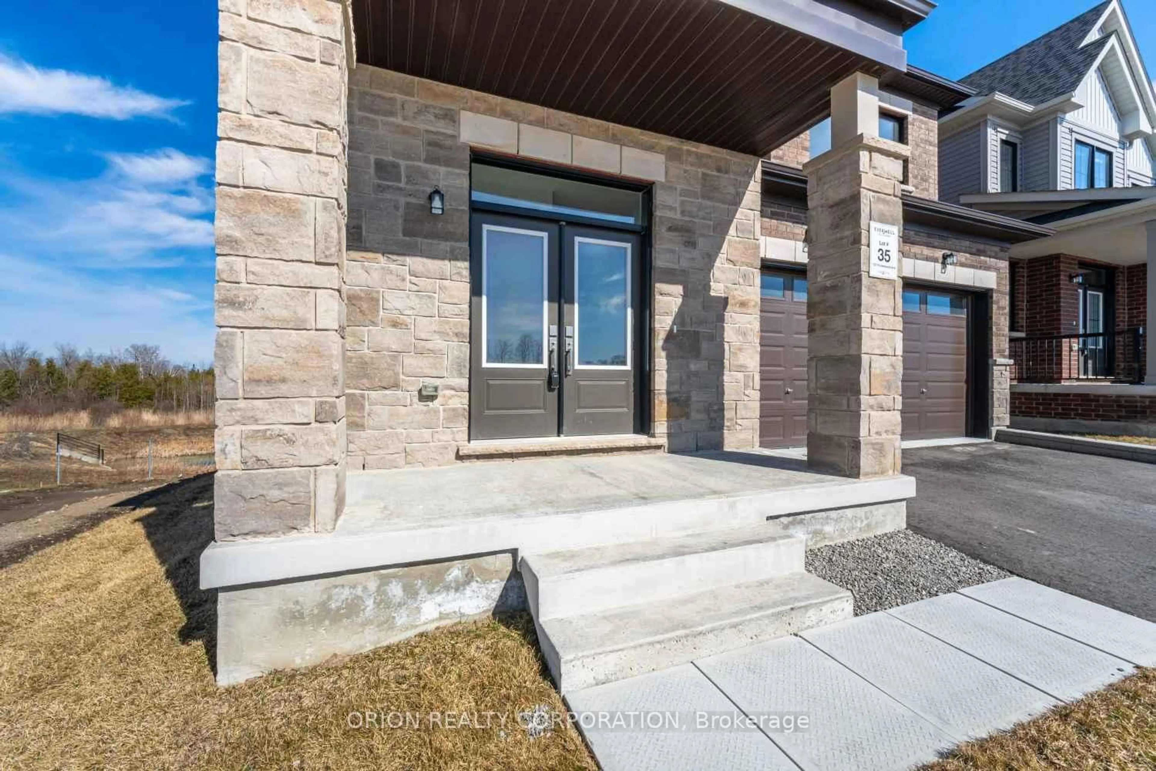 Unknown for 152 Thicketwood Ave, Barrie Ontario L6J 0W8