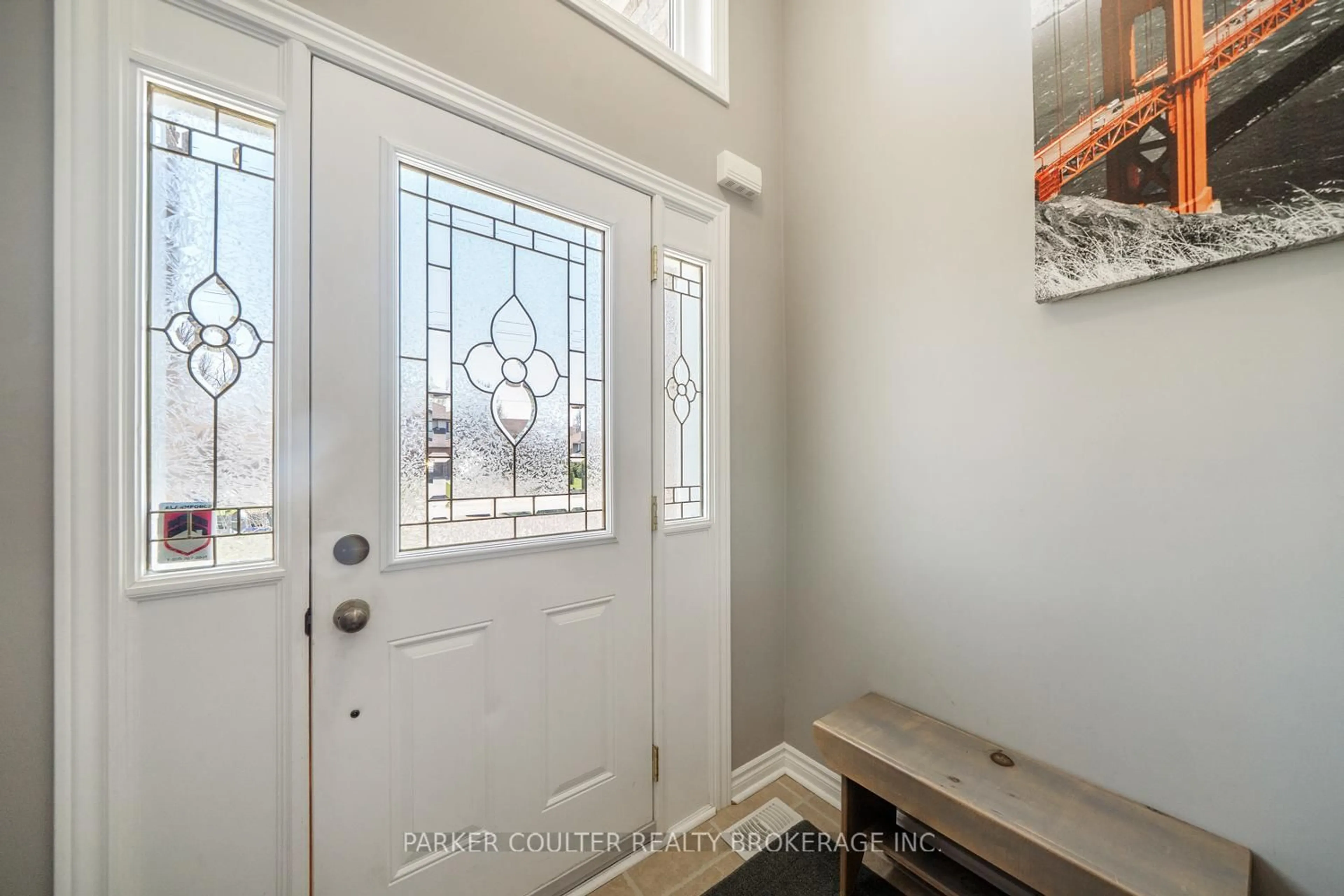Indoor entryway for 219 Centre St, Clearview Ontario L0M 1S0