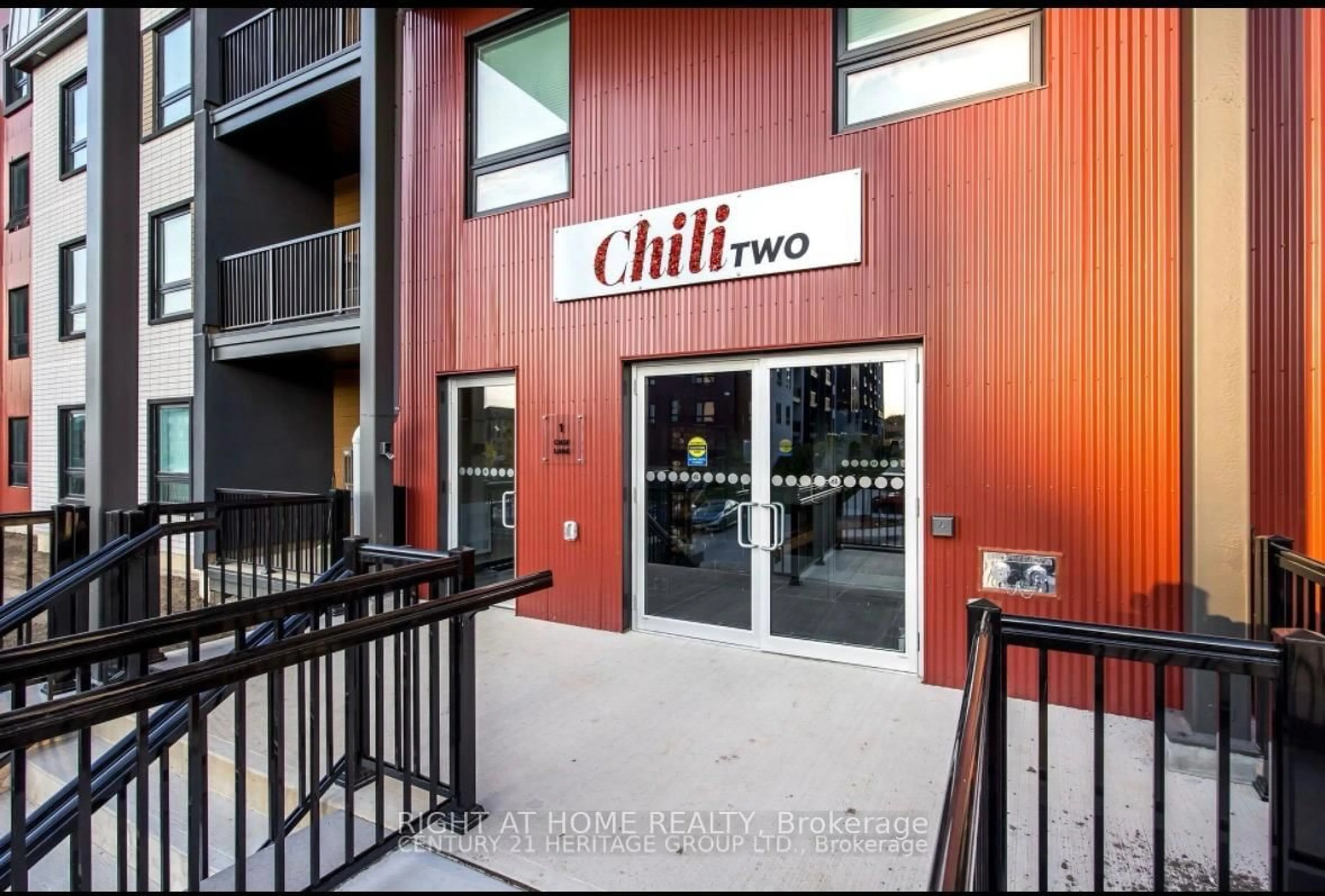 Indoor foyer for 1 Chef Lane #302, Barrie Ontario L9J 0T1