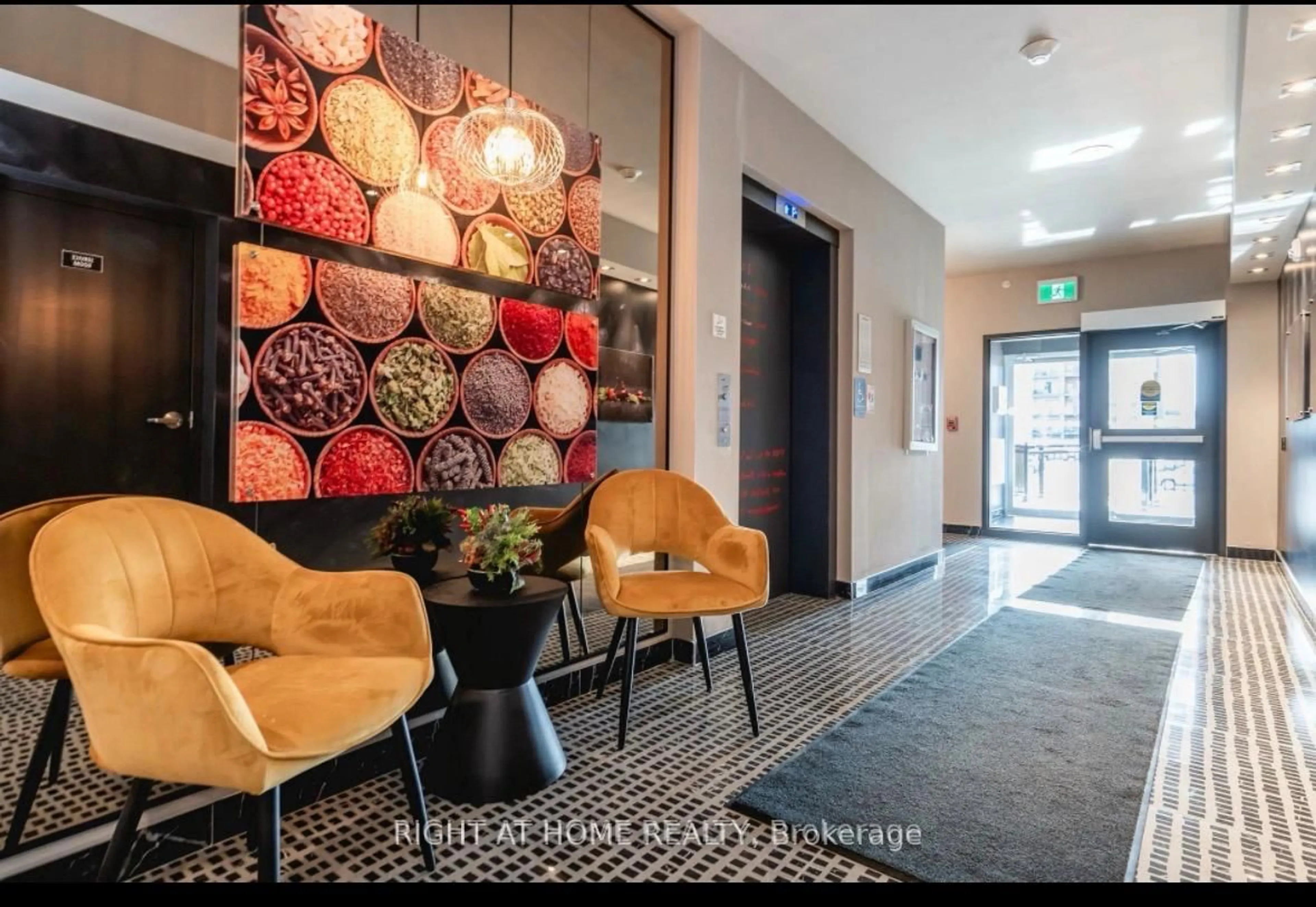 Lobby for 1 Chef Lane #302, Barrie Ontario L9J 0T1