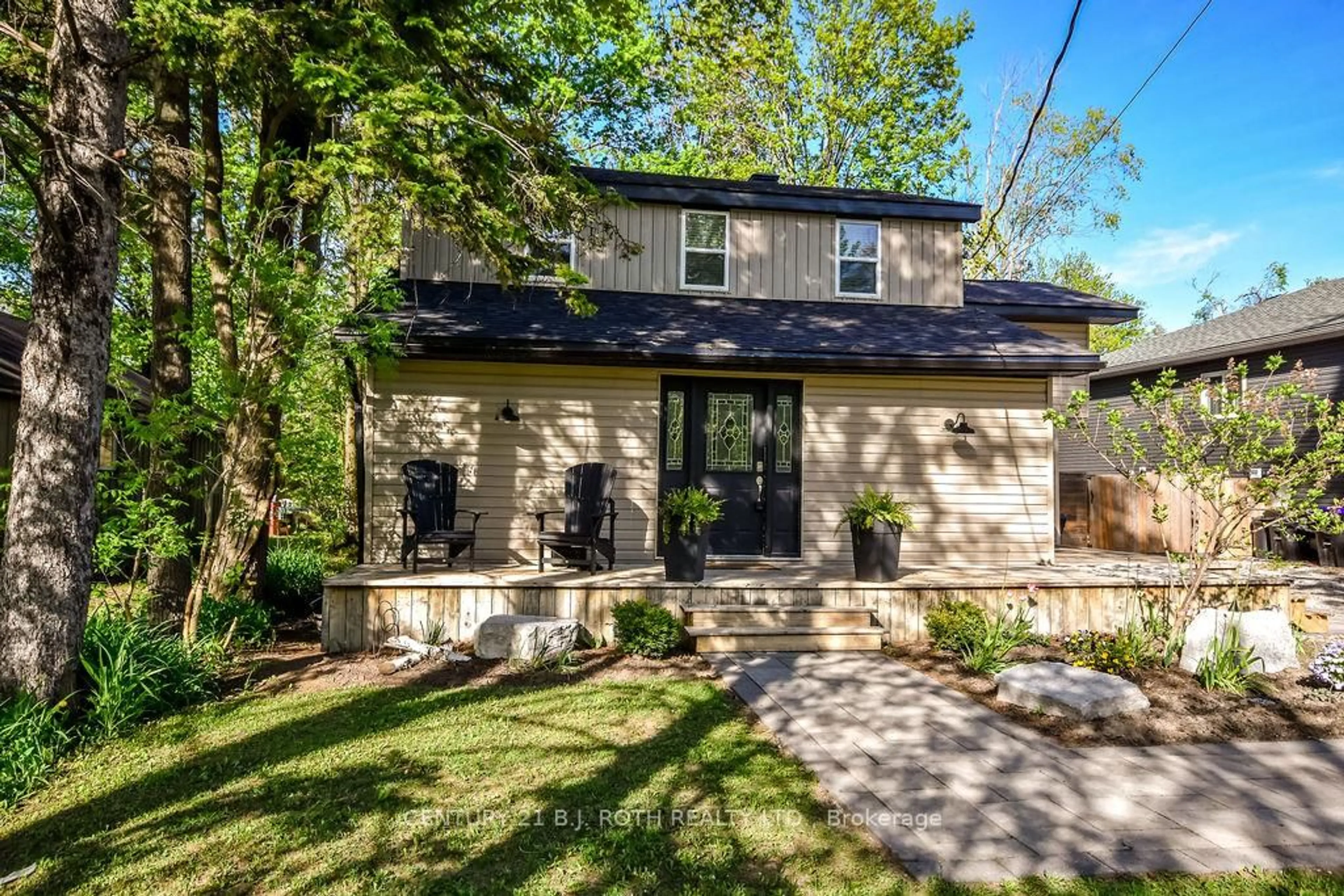 Home with brick exterior material, street for 3407 BAYOU Rd, Severn Ontario L3V 6H3