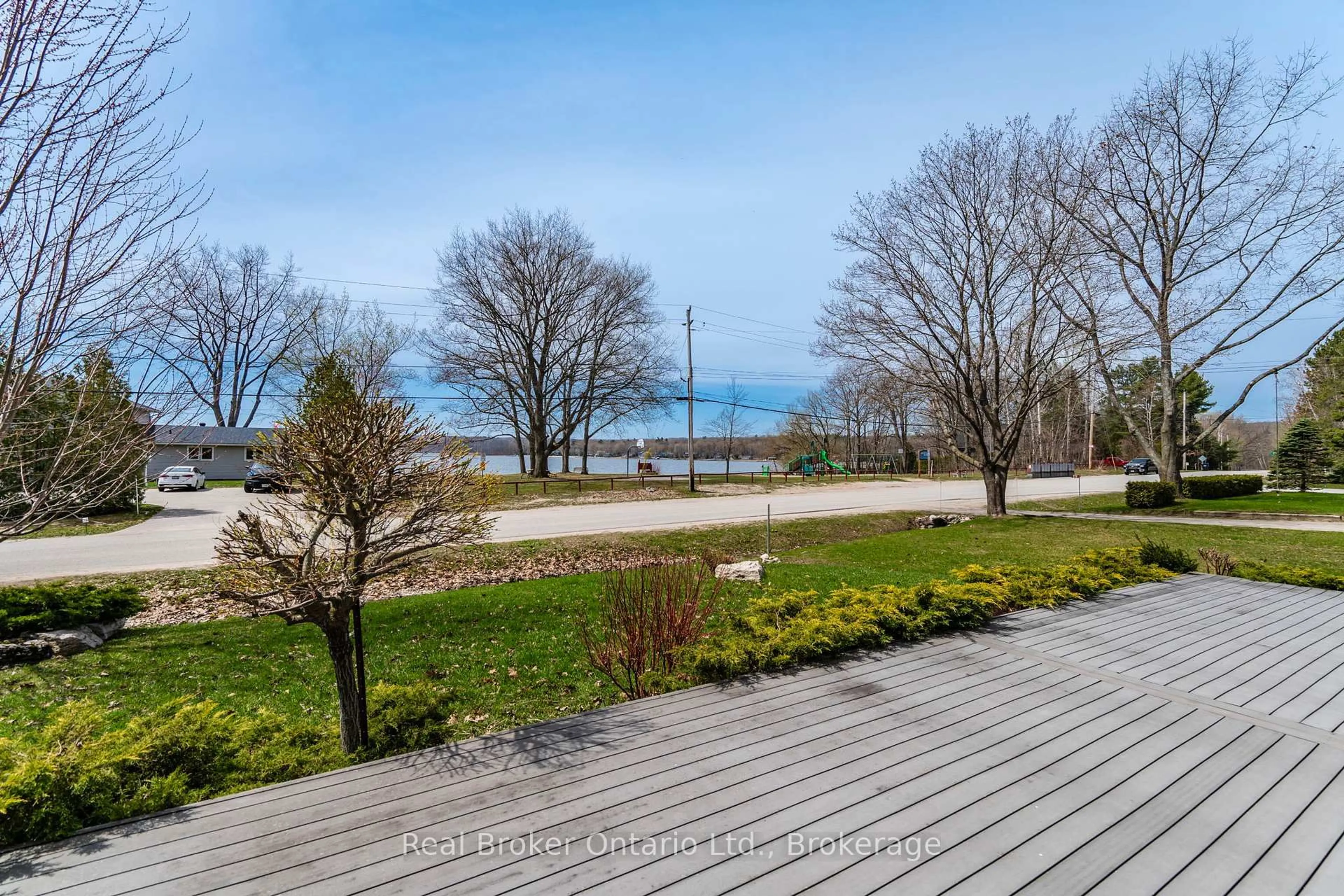 A pic from outside/outdoor area/front of a property/back of a property/a pic from drone, water/lake/river/ocean view for 280 Peek-A-Boo Tr, Tiny Ontario L9M 0B3