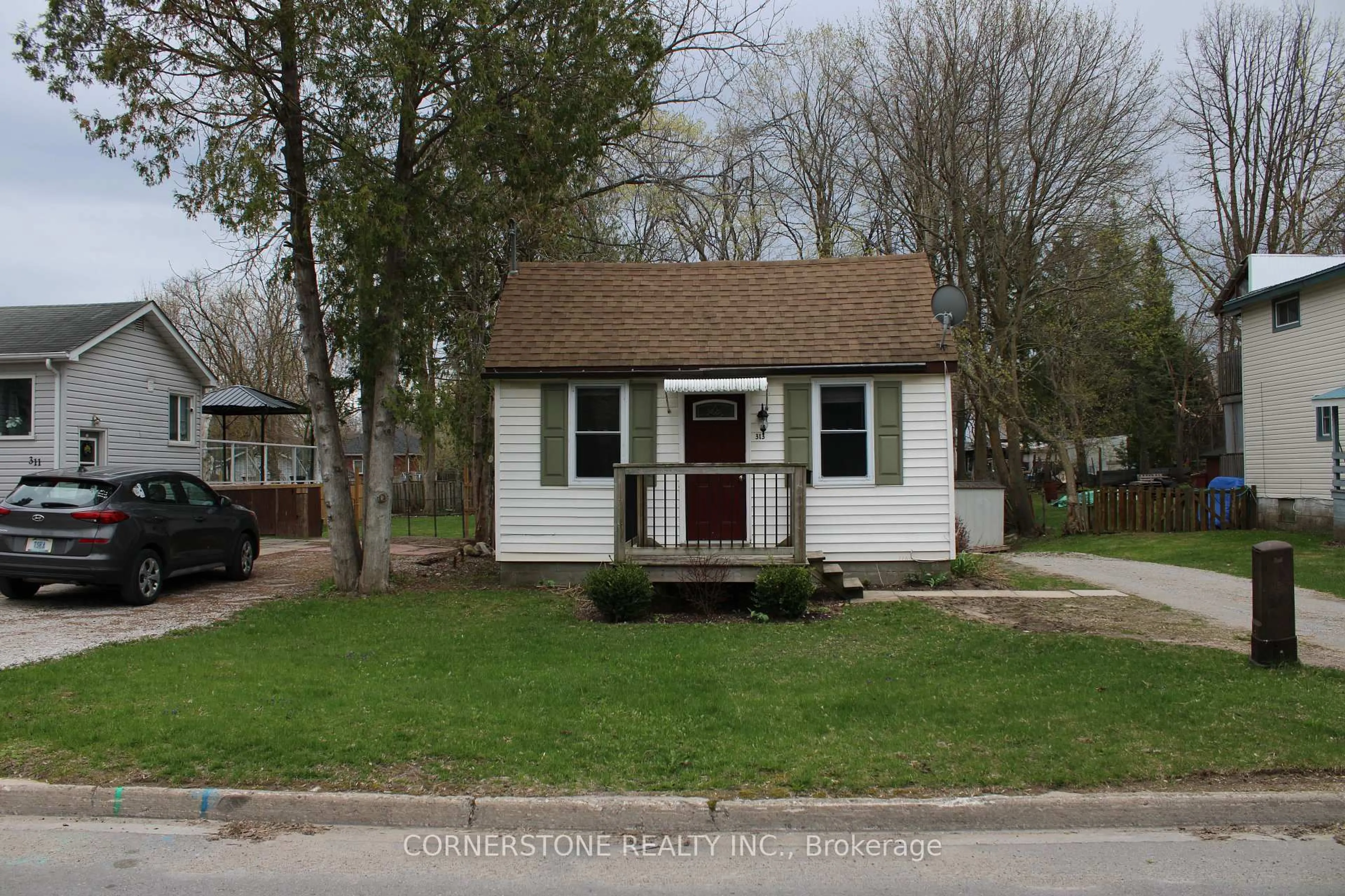 Unknown for 313 John St, Orillia Ontario L3V 3J3