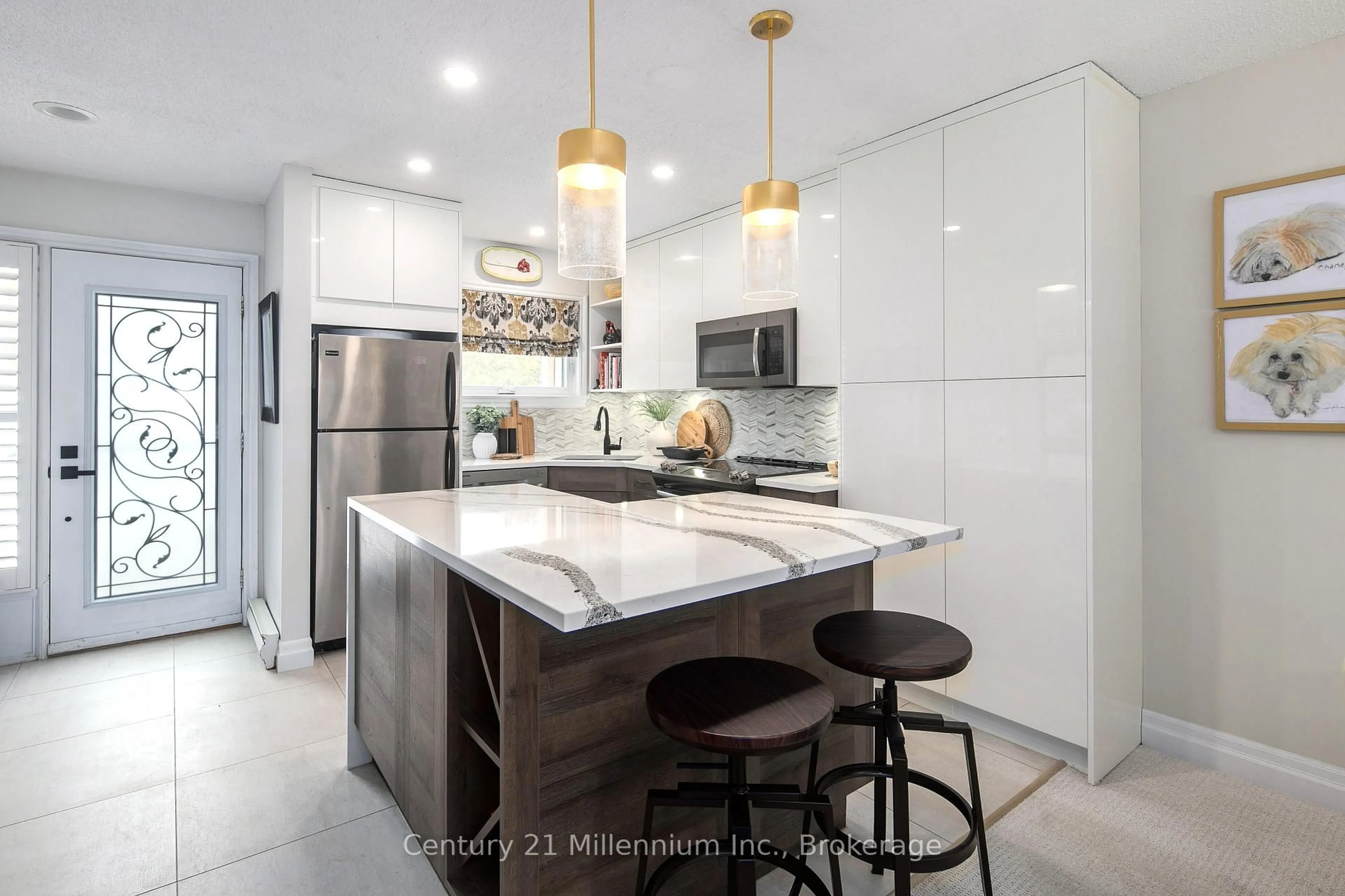 Contemporary kitchen, ceramic/tile floor for 493 Oxbow Cres, Collingwood Ontario L9Y 5B4