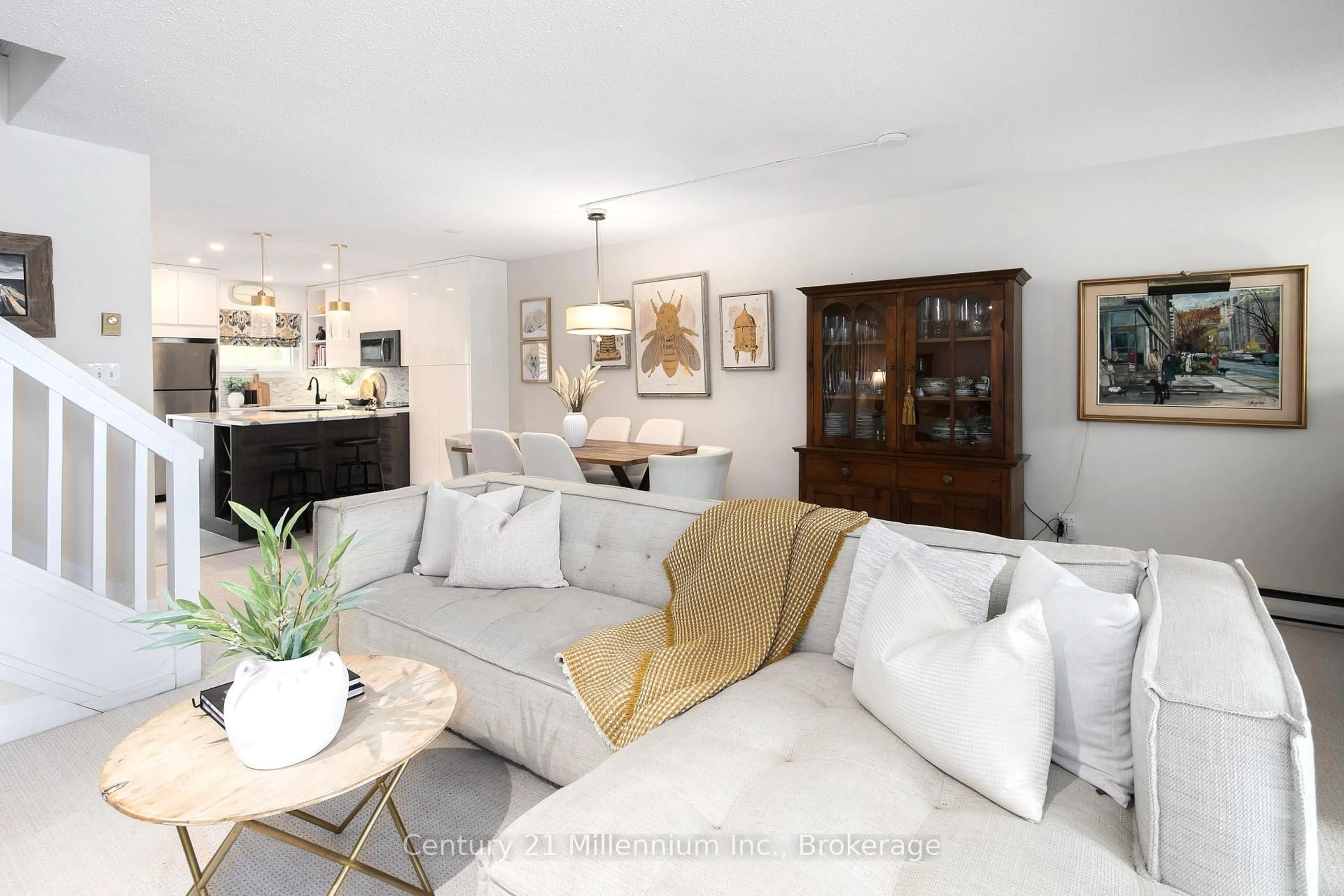 Living room with furniture, unknown for 493 Oxbow Cres, Collingwood Ontario L9Y 5B4