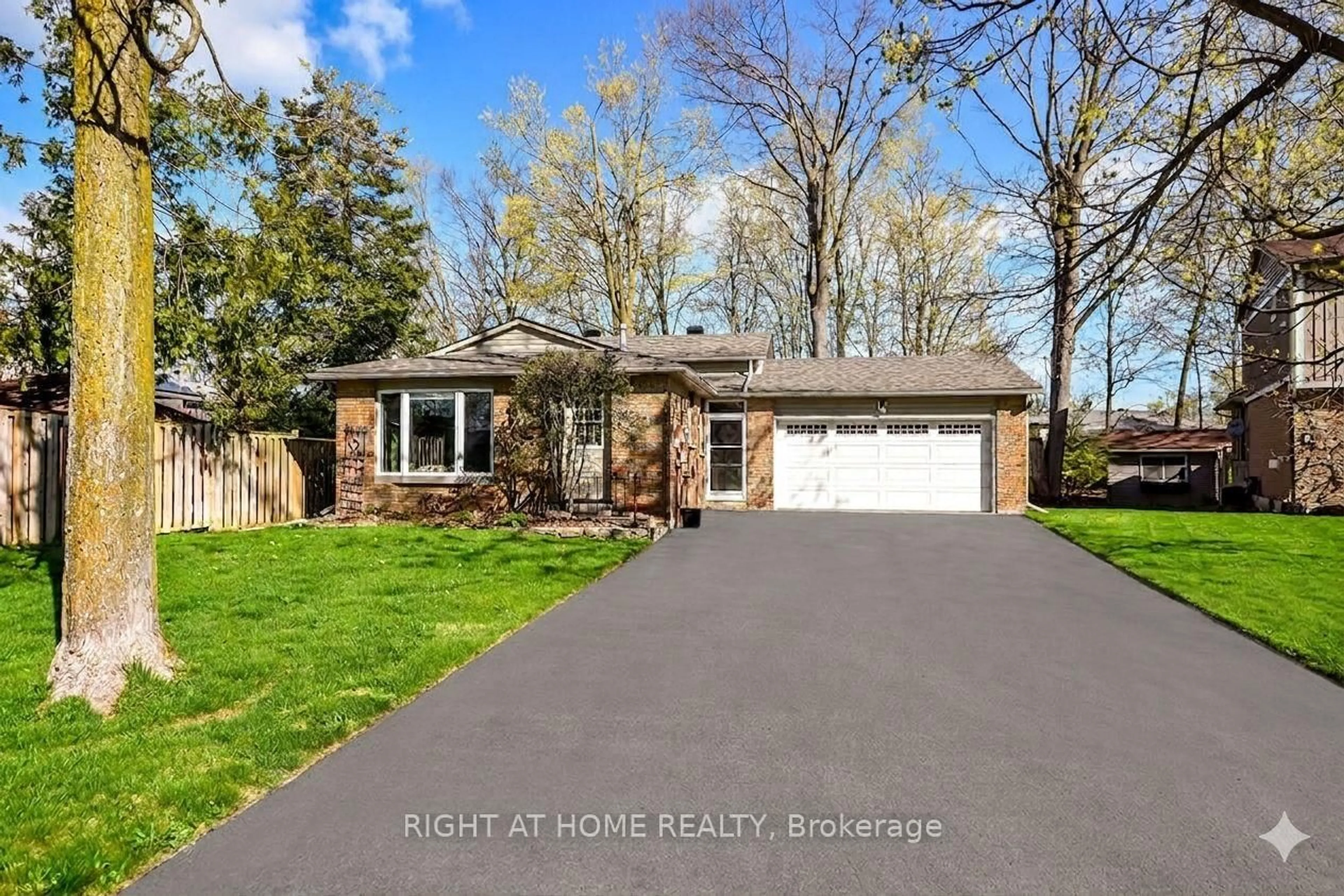 Home with brick exterior material, street for 10 Forestview Pl, Barrie Ontario L4M 5M5
