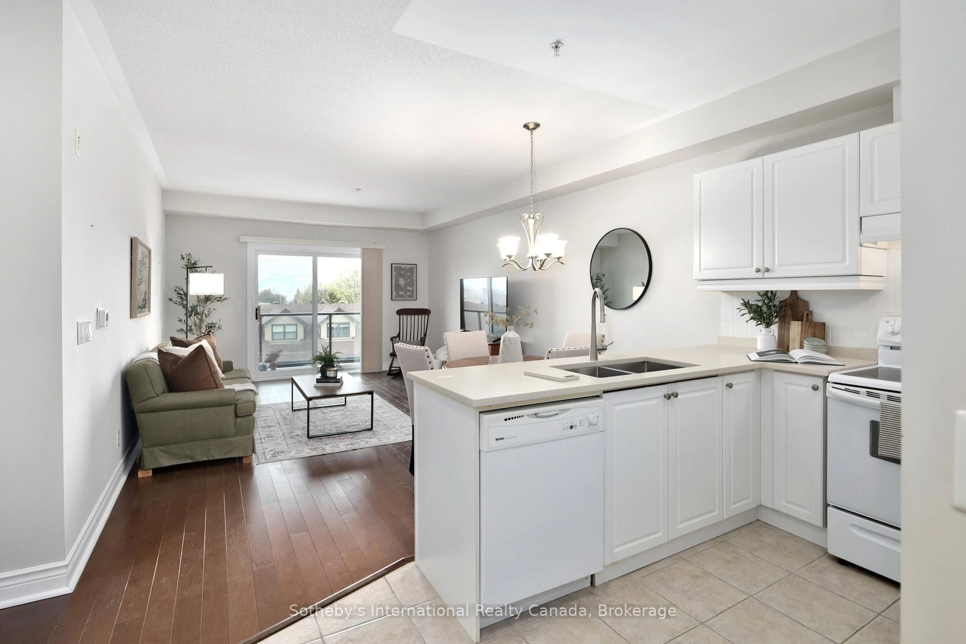 Open concept kitchen, unknown for 91 Raglan St #314, Collingwood Ontario L9Y 0B2