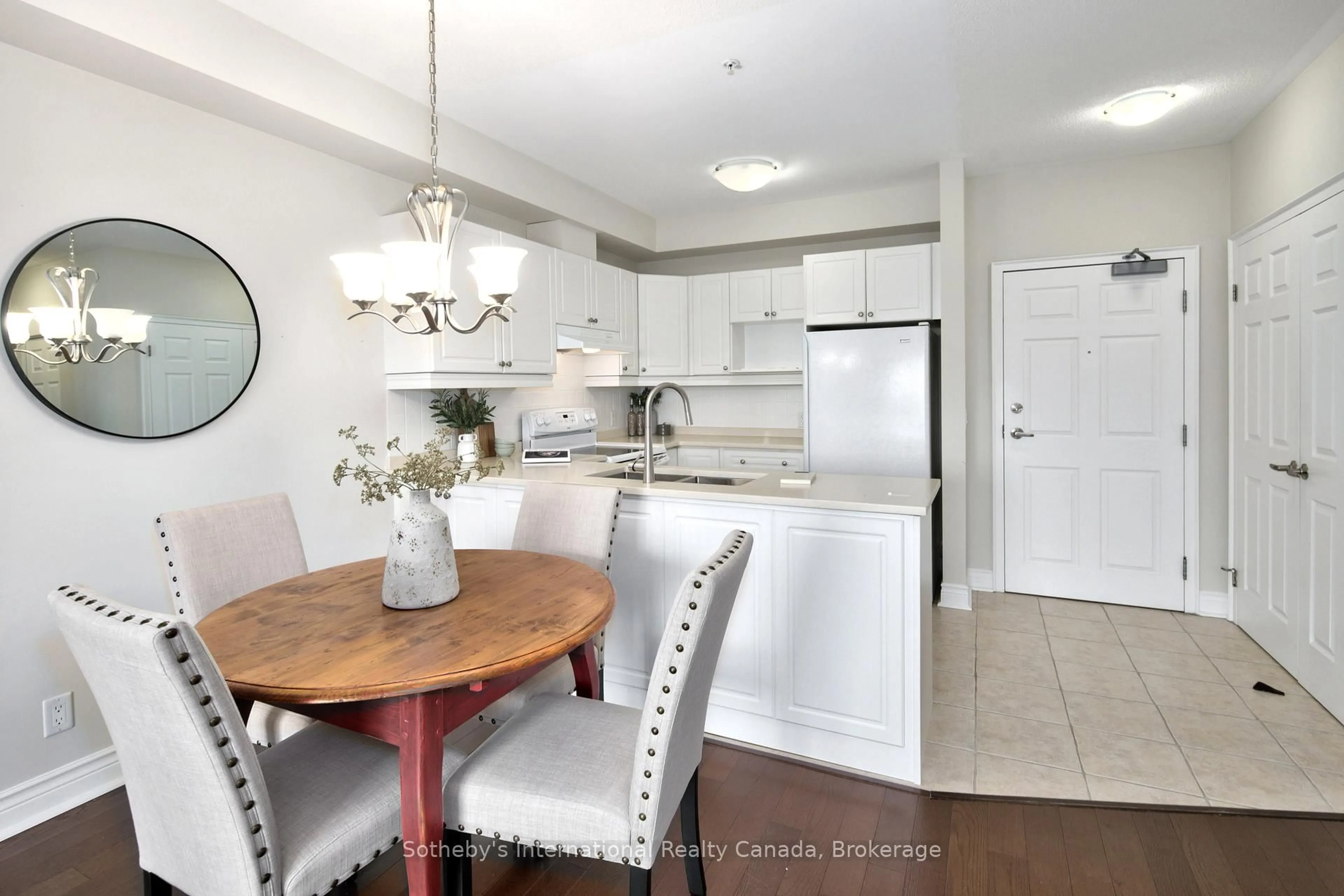Open concept kitchen, unknown for 91 Raglan St #314, Collingwood Ontario L9Y 0B2