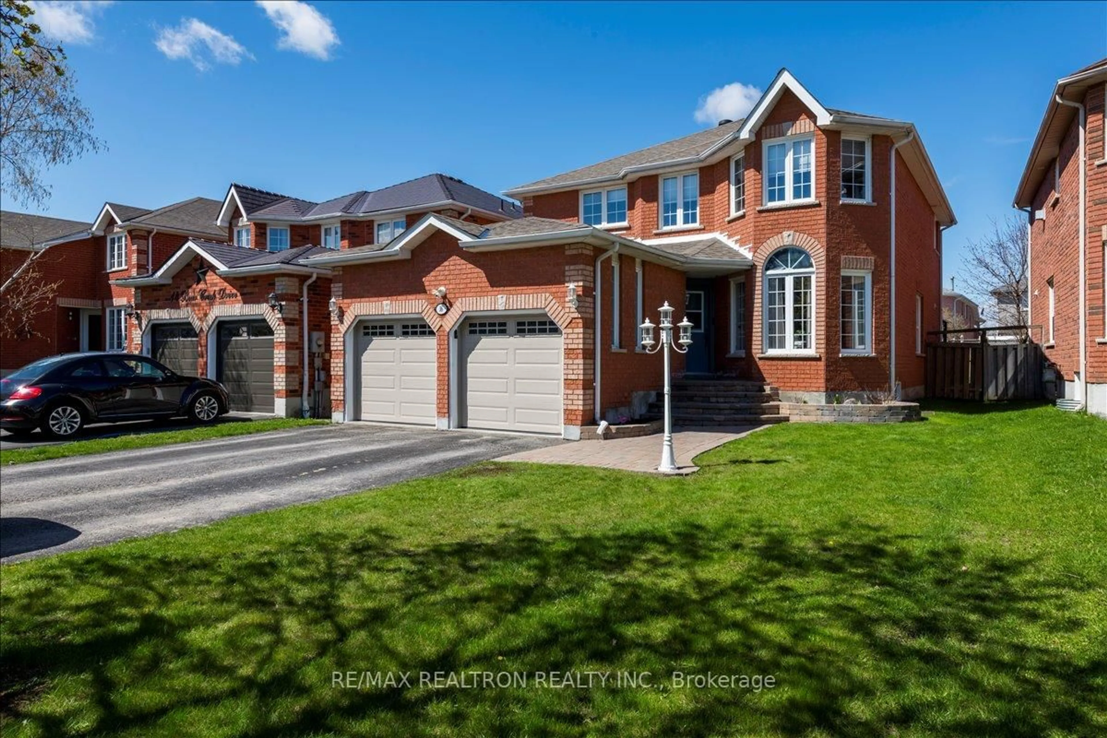 Home with brick exterior material, street for 16 Bear Creek Dr, Barrie Ontario L4N 9M9