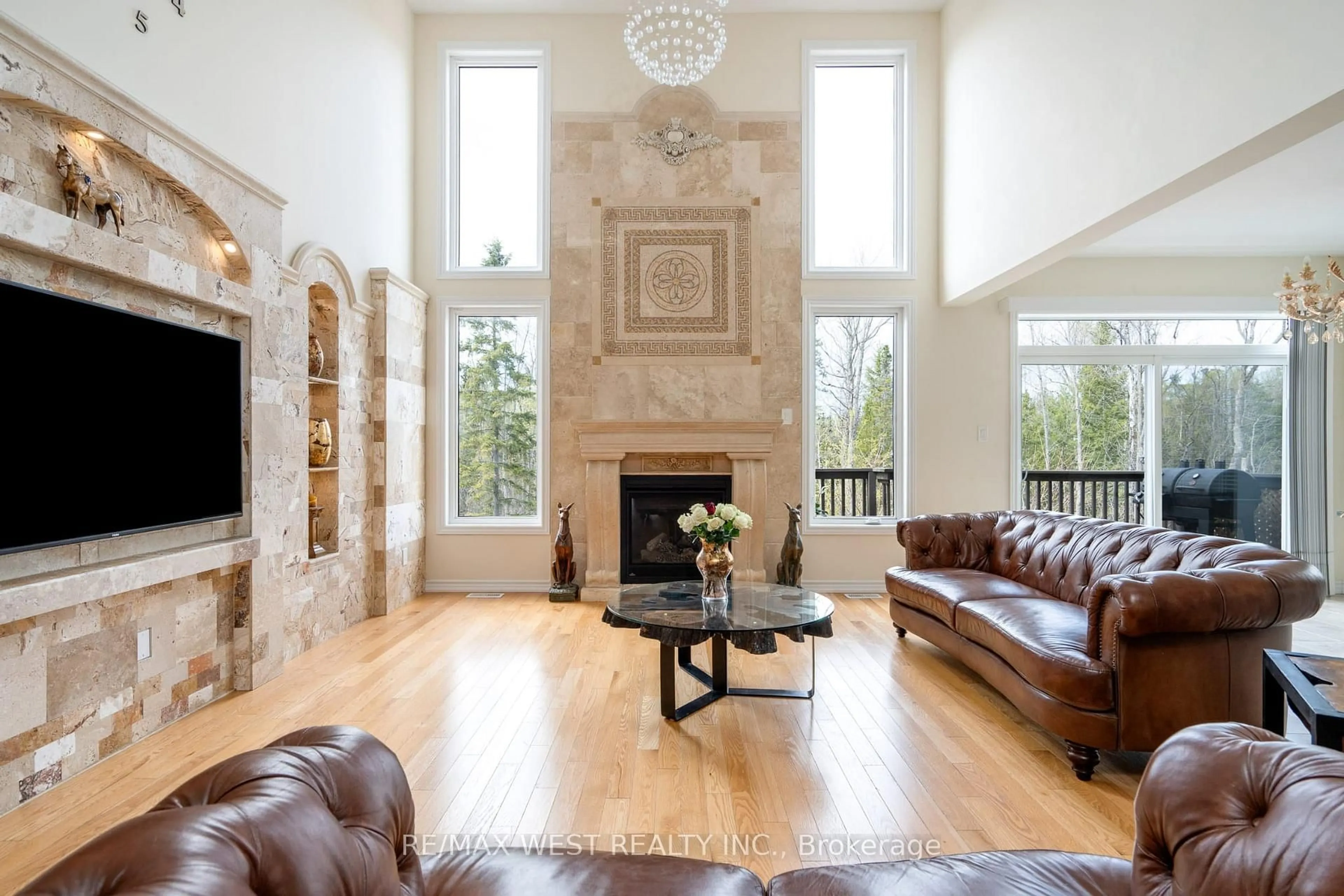 Living room with furniture, ceramic/tile floor for 121 Allegra Dr, Wasaga Beach Ontario L9Z 1P2