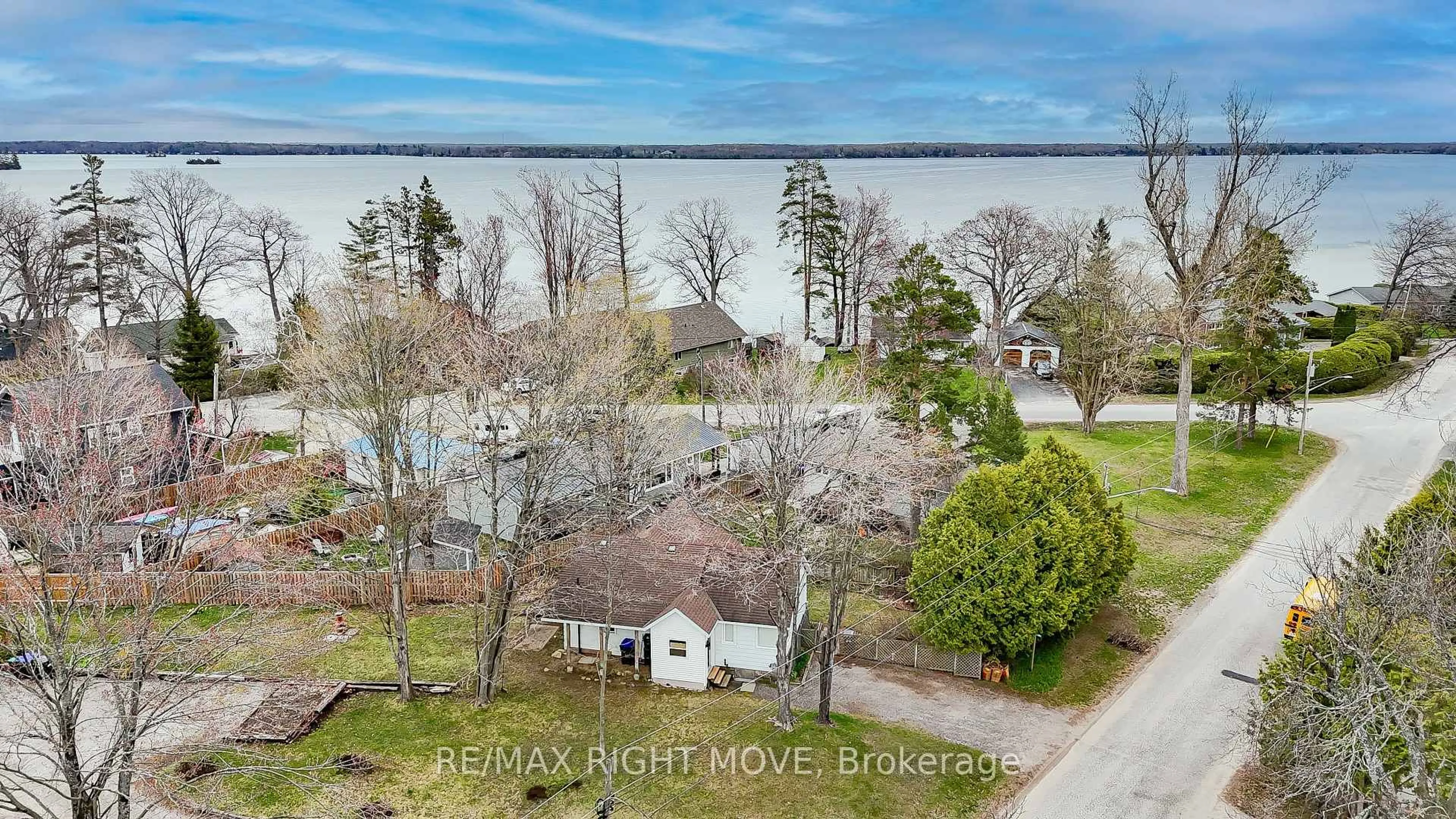 A pic from outside/outdoor area/front of a property/back of a property/a pic from drone, water/lake/river/ocean view for 3391 ARMAND Ave, Severn Ontario L0K 1G0