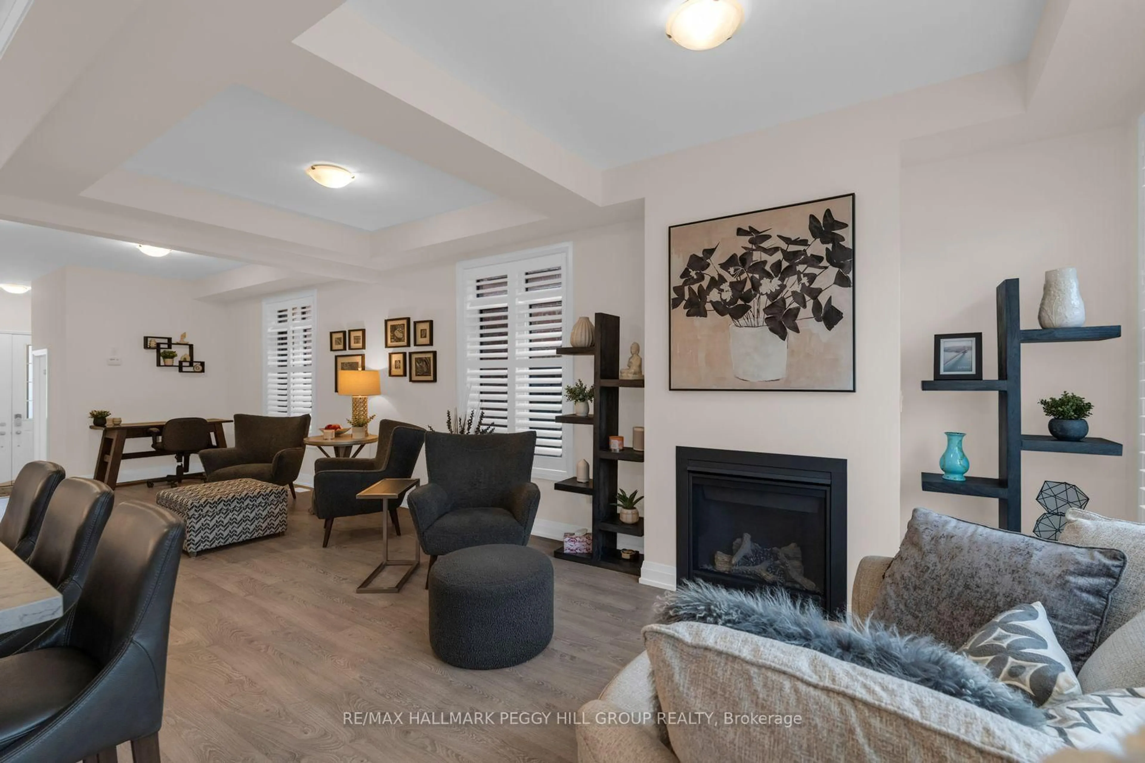 Living room with furniture, unknown for 16 Daffodil Rd, Springwater Ontario L9X 2E3