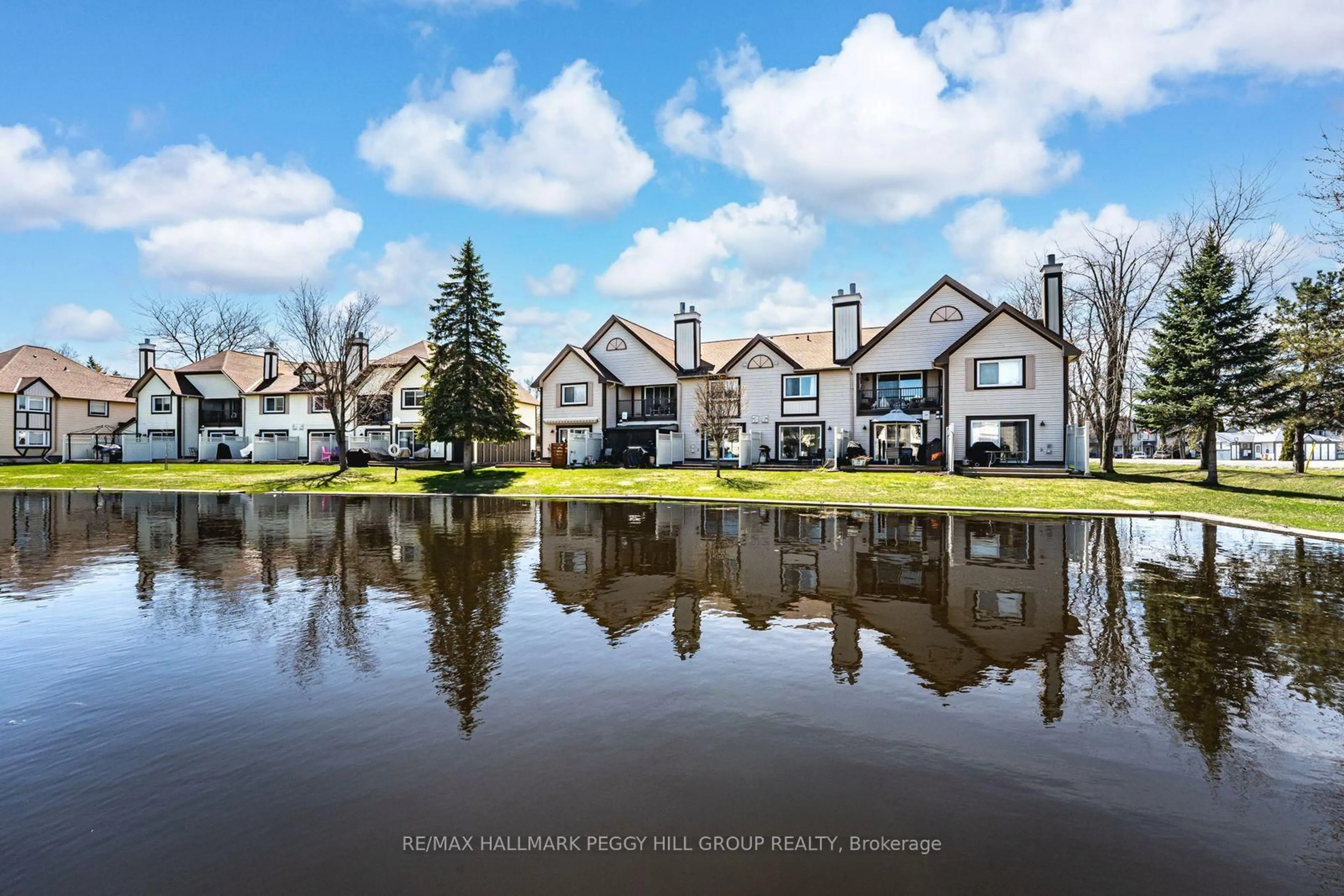 A pic from outside/outdoor area/front of a property/back of a property/a pic from drone, water/lake/river/ocean view for 11 Laguna Pkwy #4, Ramara Ontario L0K 1B0